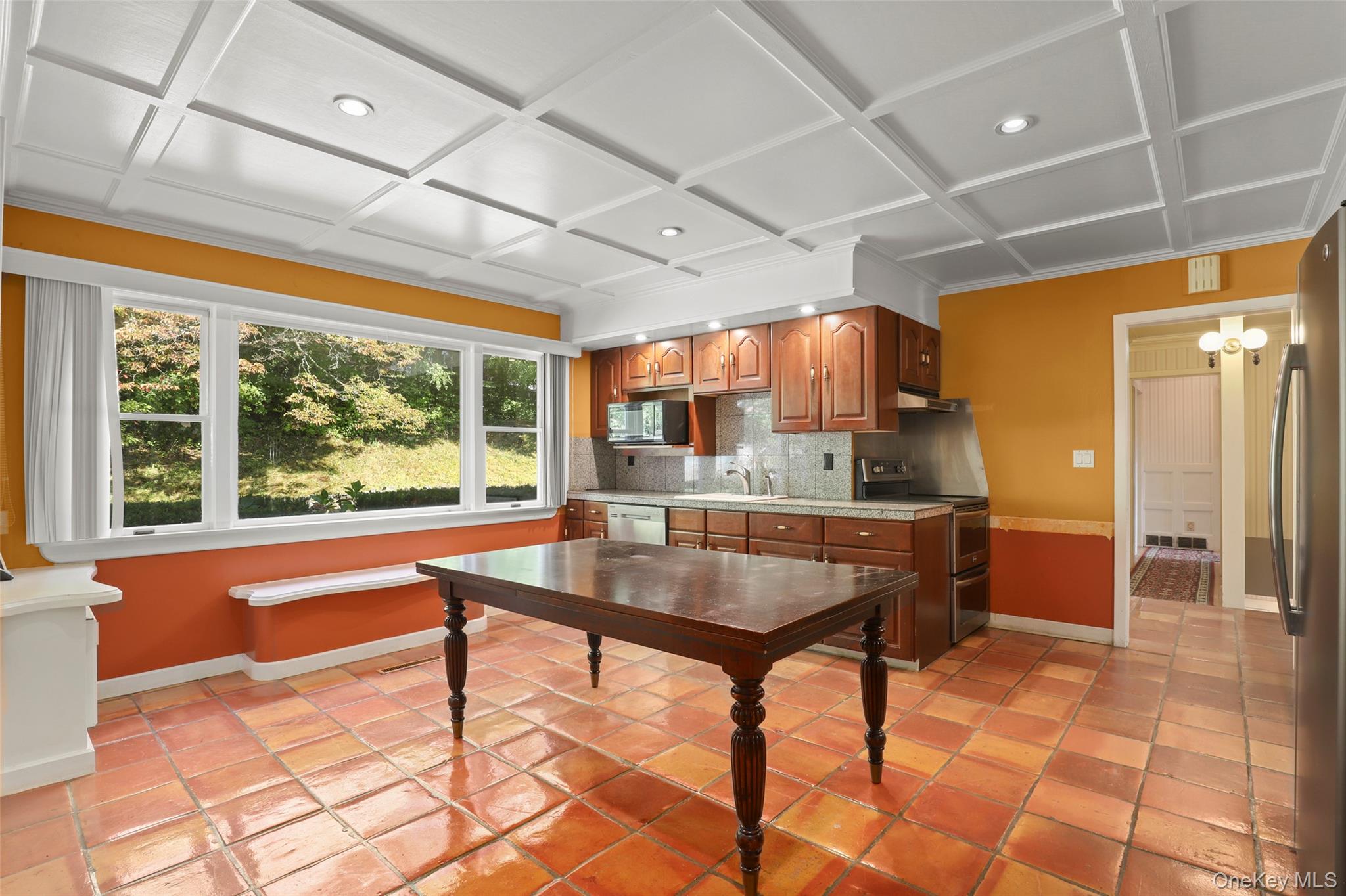 39 Mustato Road, Katonah, NY 10536