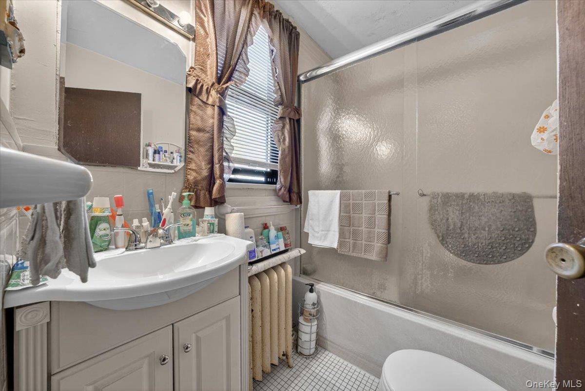 629 S 7th Avenue, Mount Vernon, NY 10550