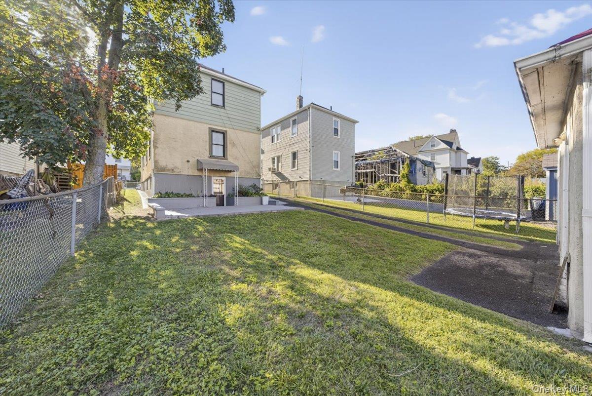 629 S 7th Avenue, Mount Vernon, NY 10550