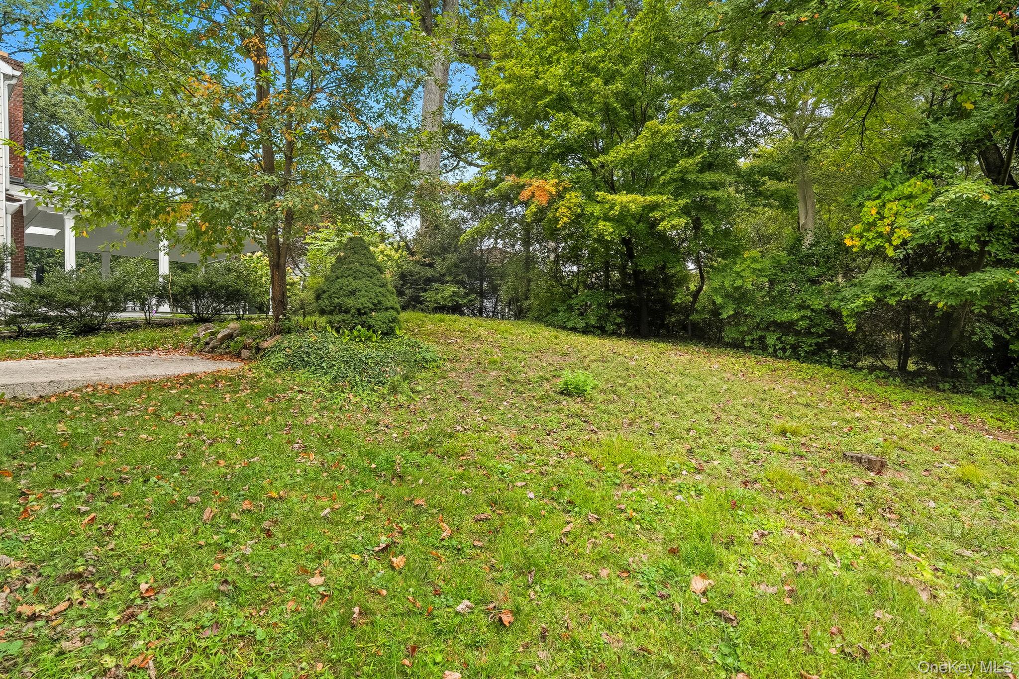 105 Sprague Road, Scarsdale, NY 10583