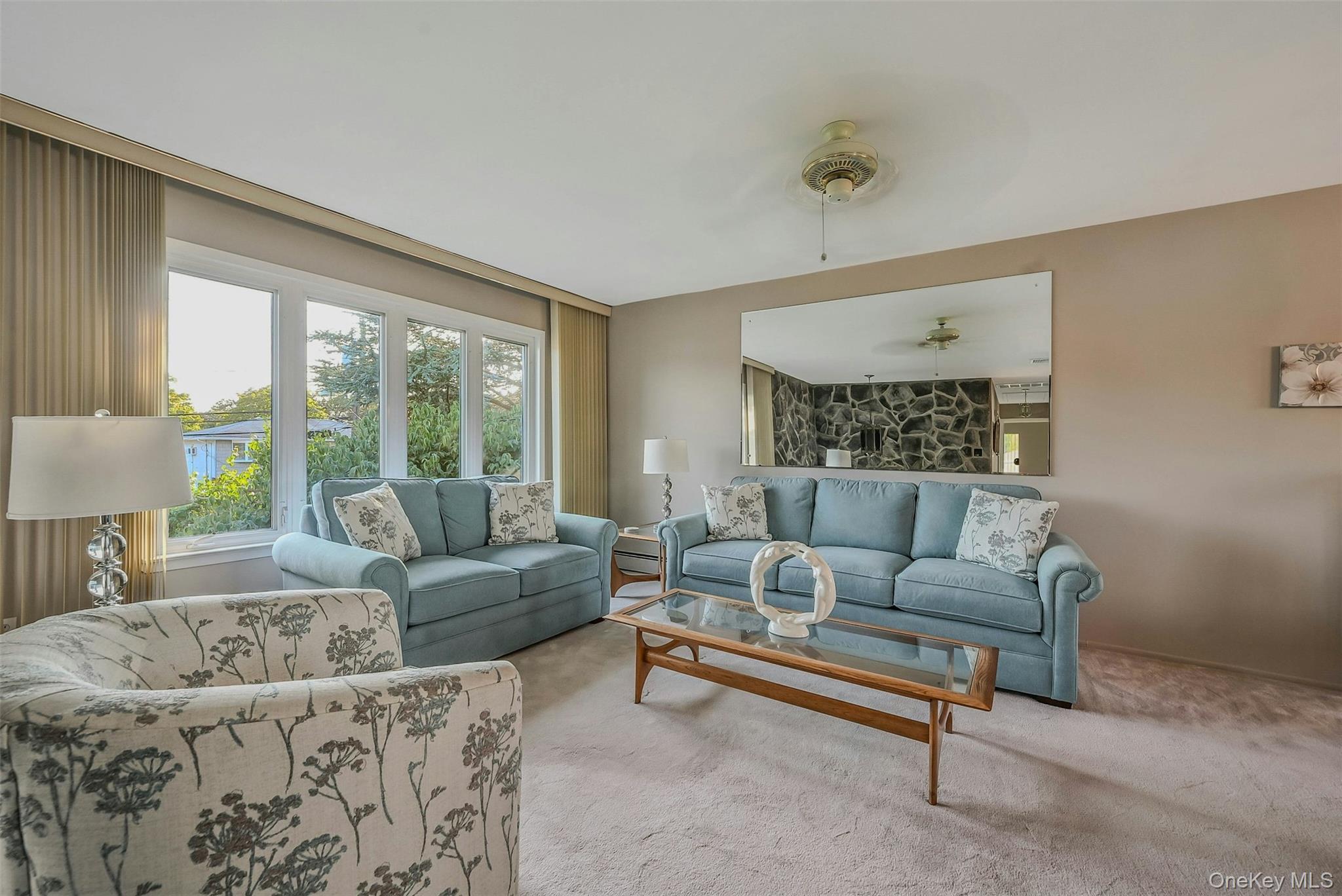 35 Manta Court, Oakdale, NY 11769