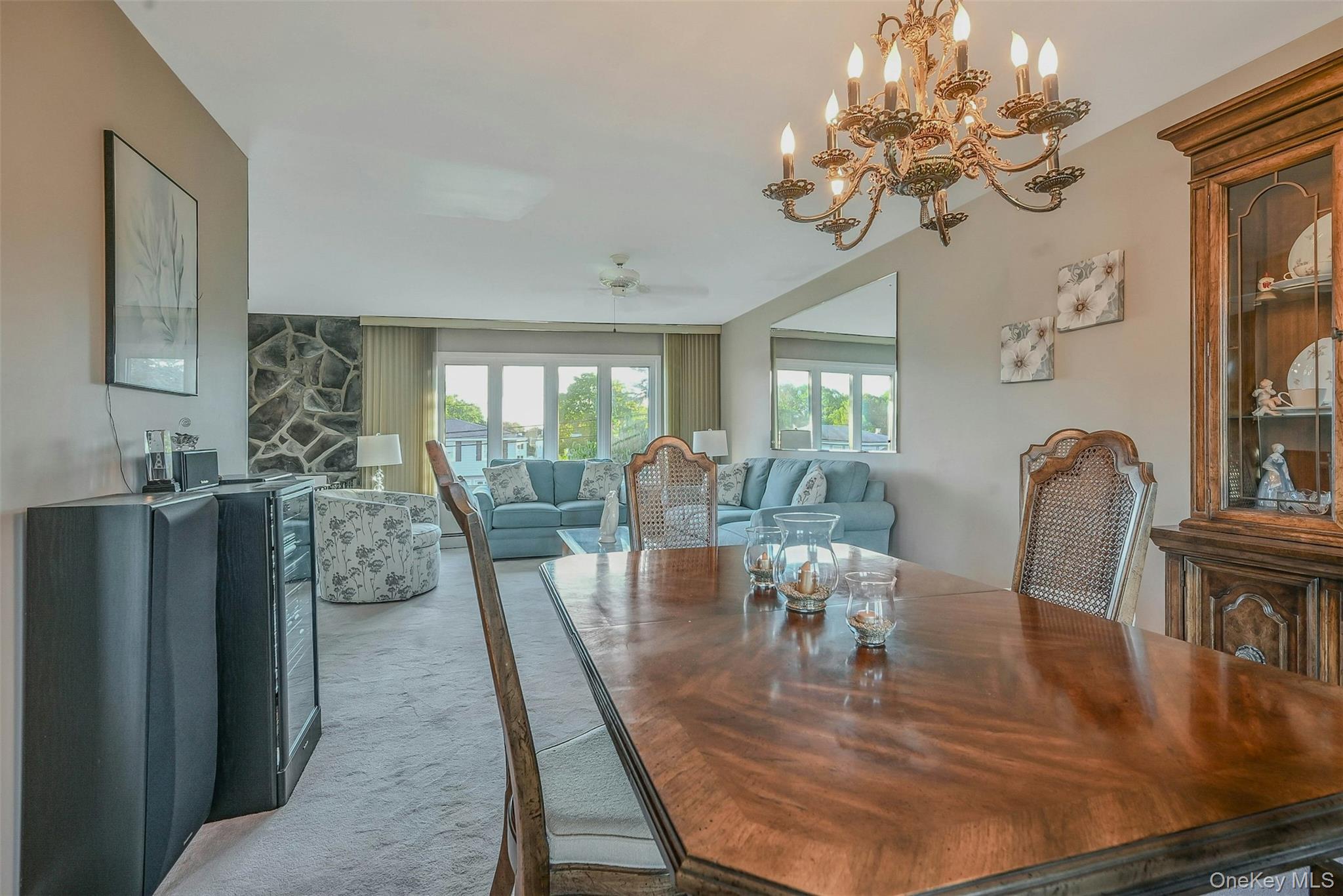 35 Manta Court, Oakdale, NY 11769