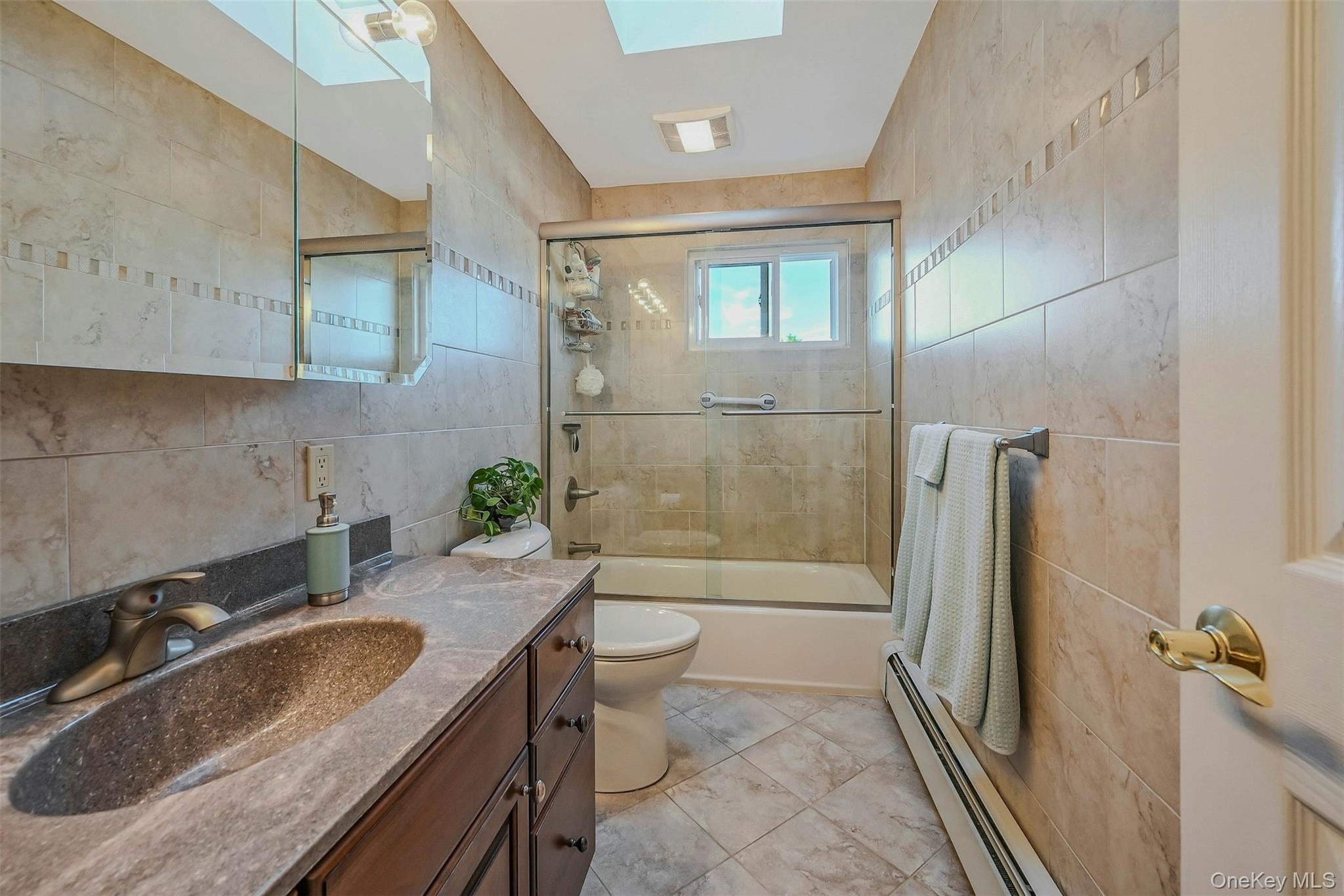 35 Manta Court, Oakdale, NY 11769