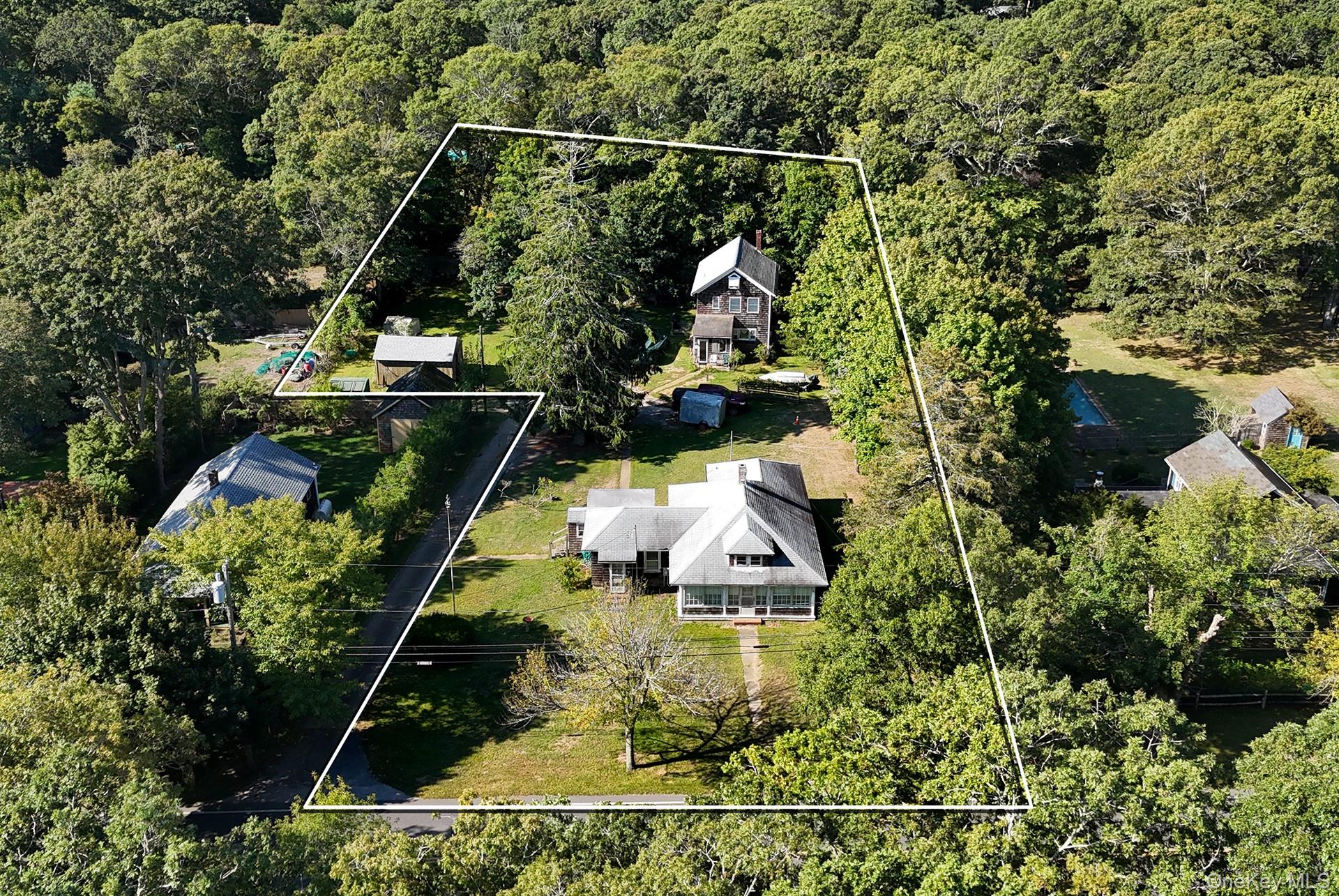 540 Abrahams Path, East Hampton, NY 11937