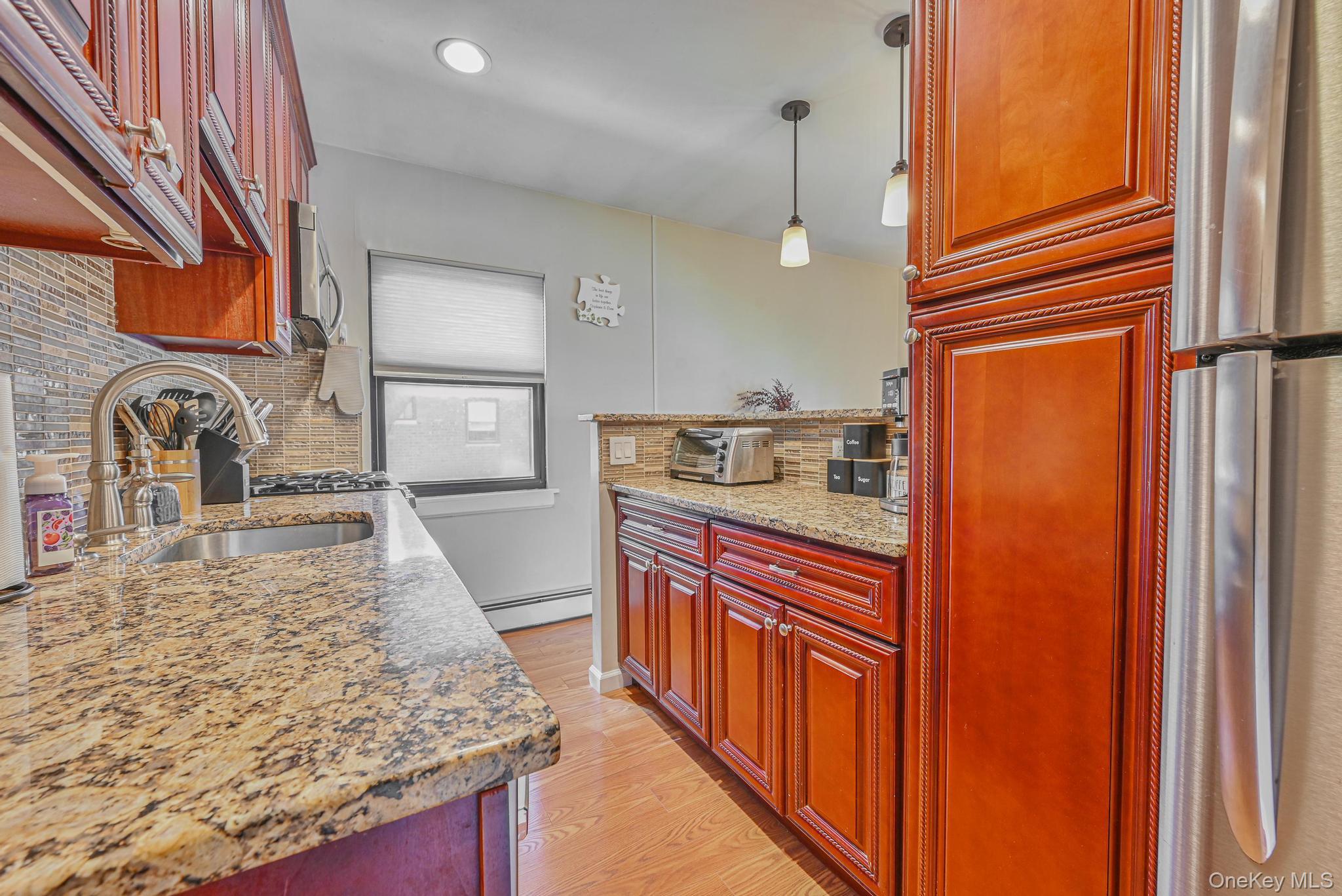 5 Adelaide Street # B1 D2, Floral Park, NY 11001