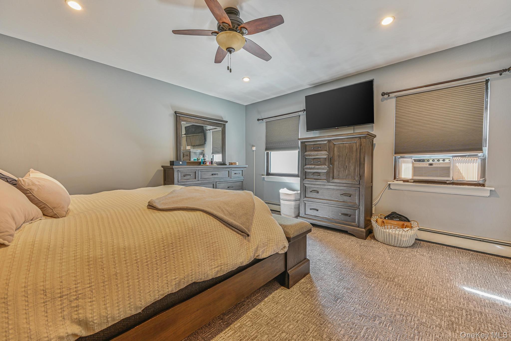 5 Adelaide Street # B1 D2, Floral Park, NY 11001