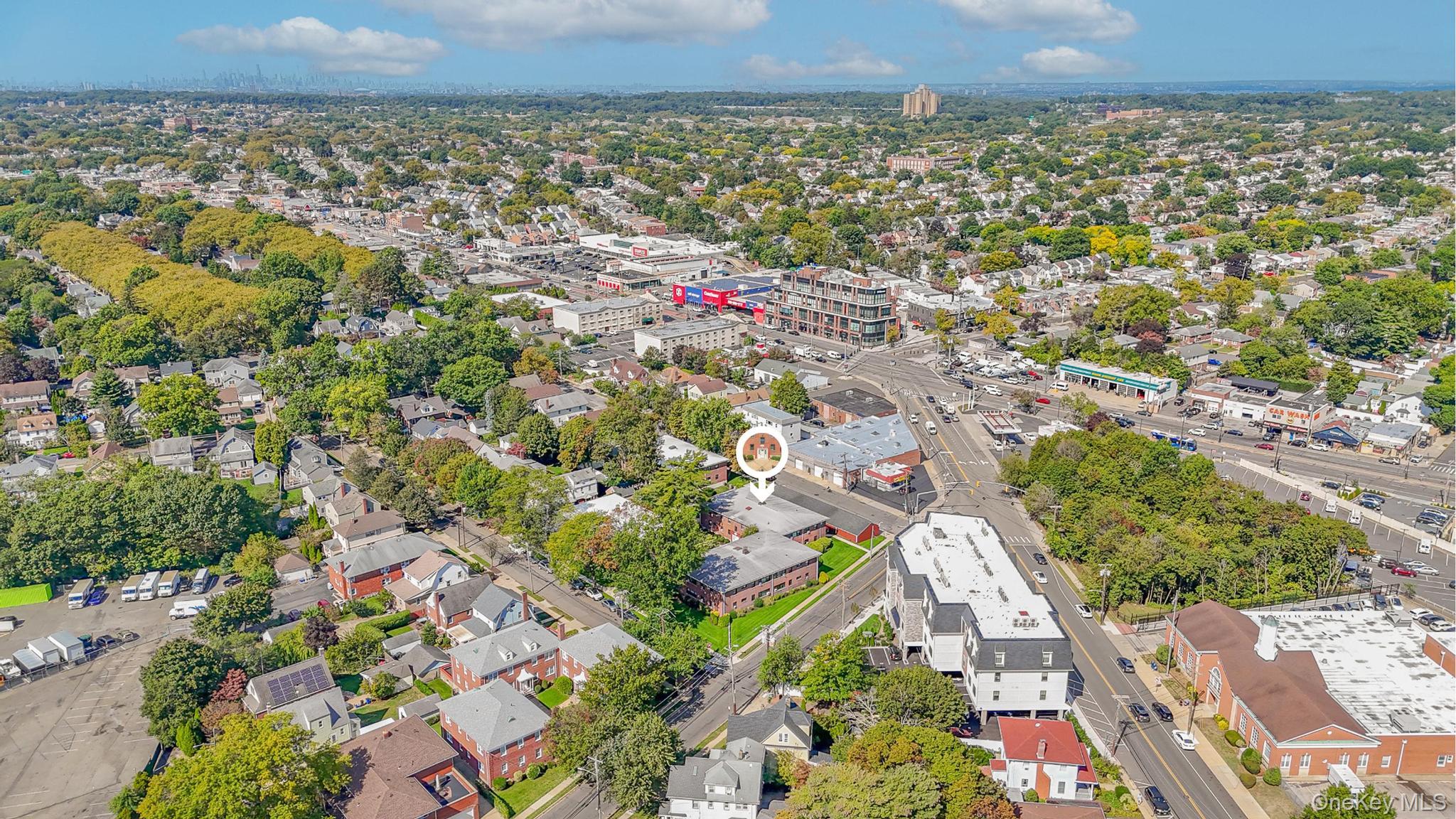 5 Adelaide Street # B1 D2, Floral Park, NY 11001