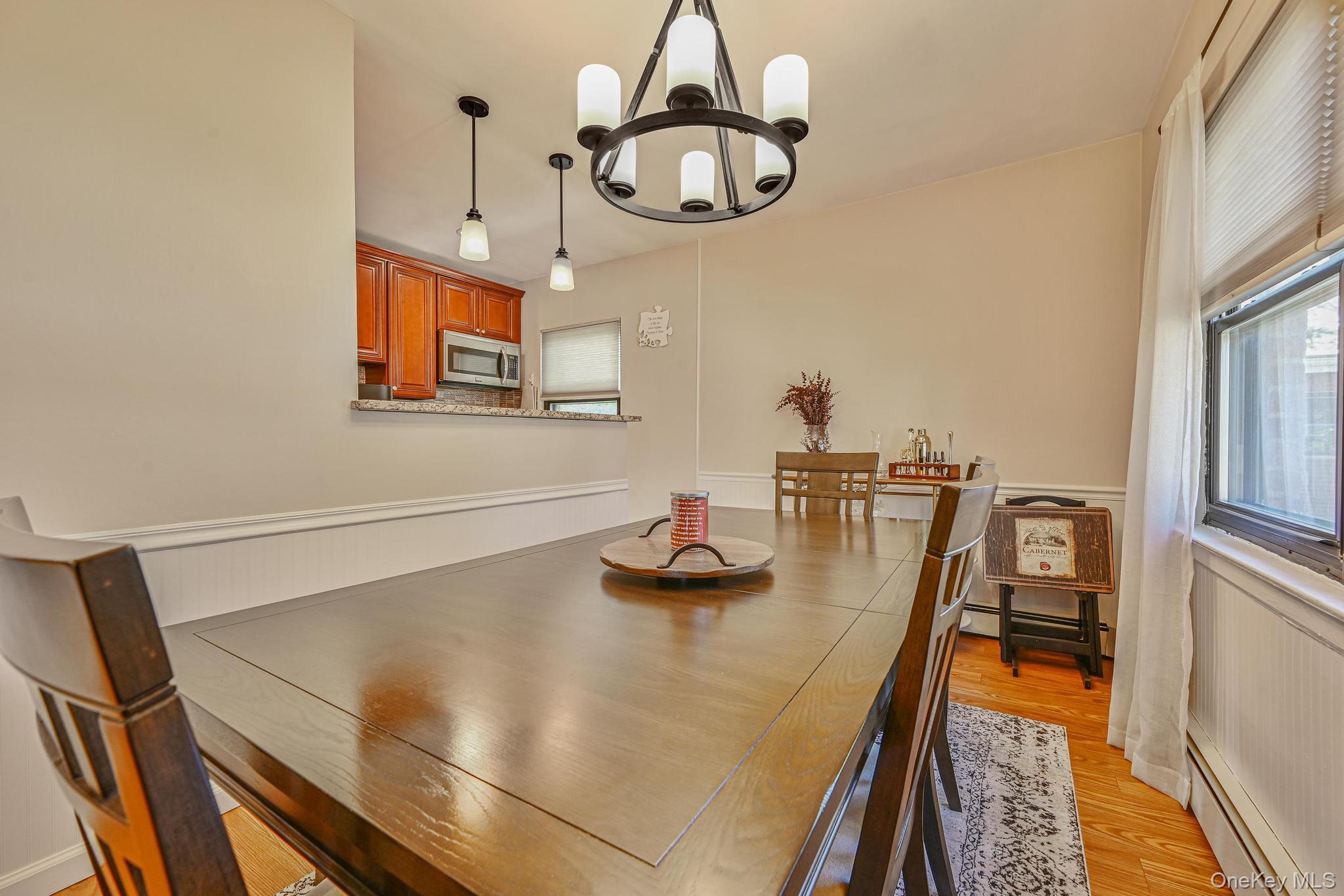 5 Adelaide Street # B1 D2, Floral Park, NY 11001