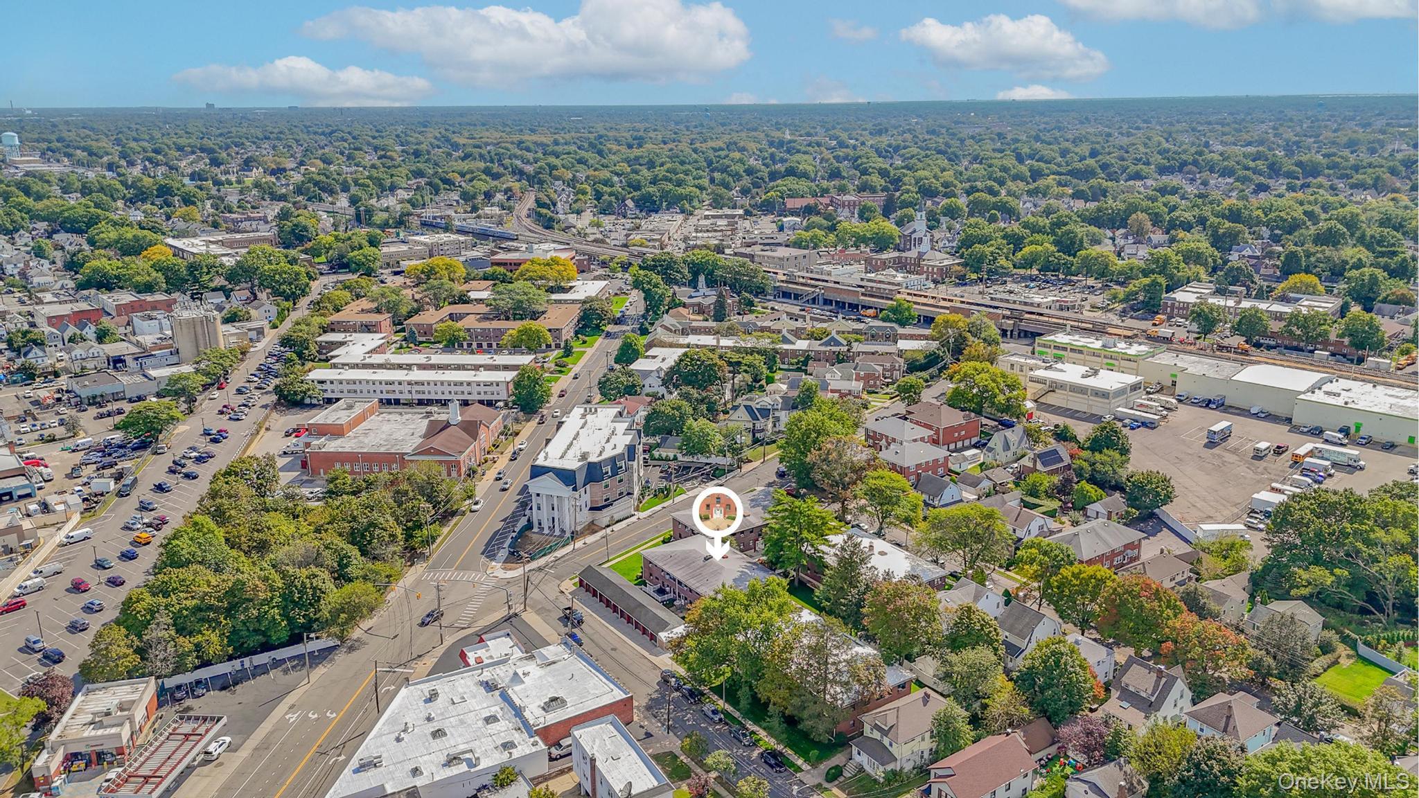 5 Adelaide Street # B1 D2, Floral Park, NY 11001