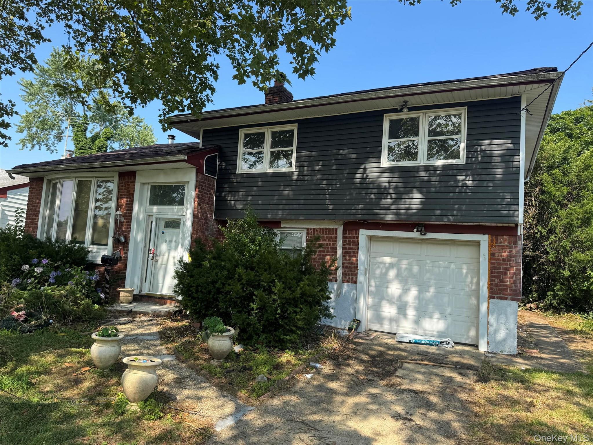 1245 Lynne Street, Baldwin, NY 11510