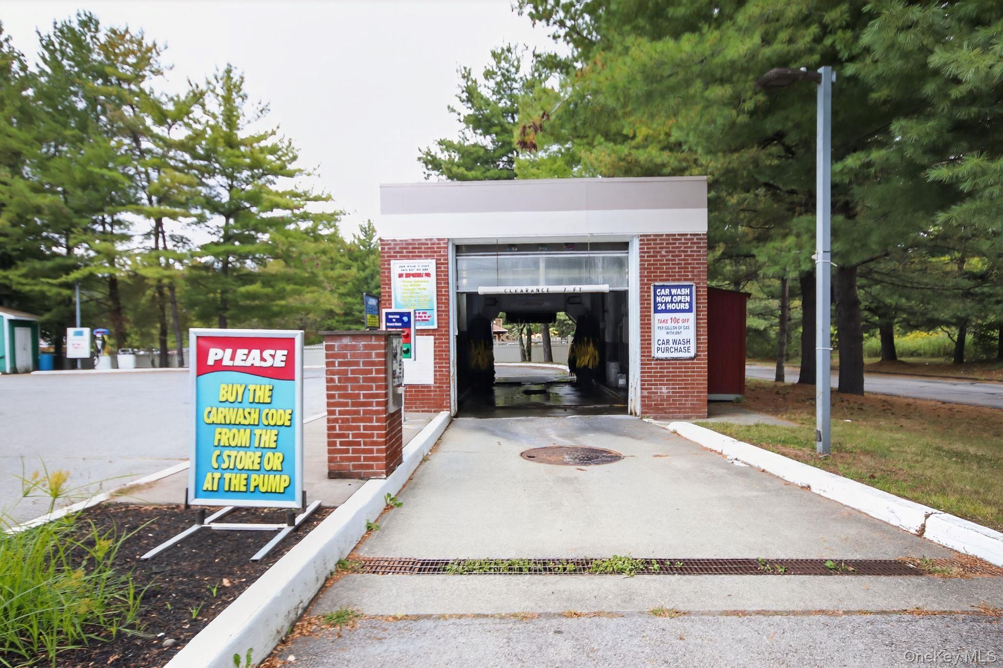 1061 Freedom Plains Road, Poughkeepsie, NY 12603