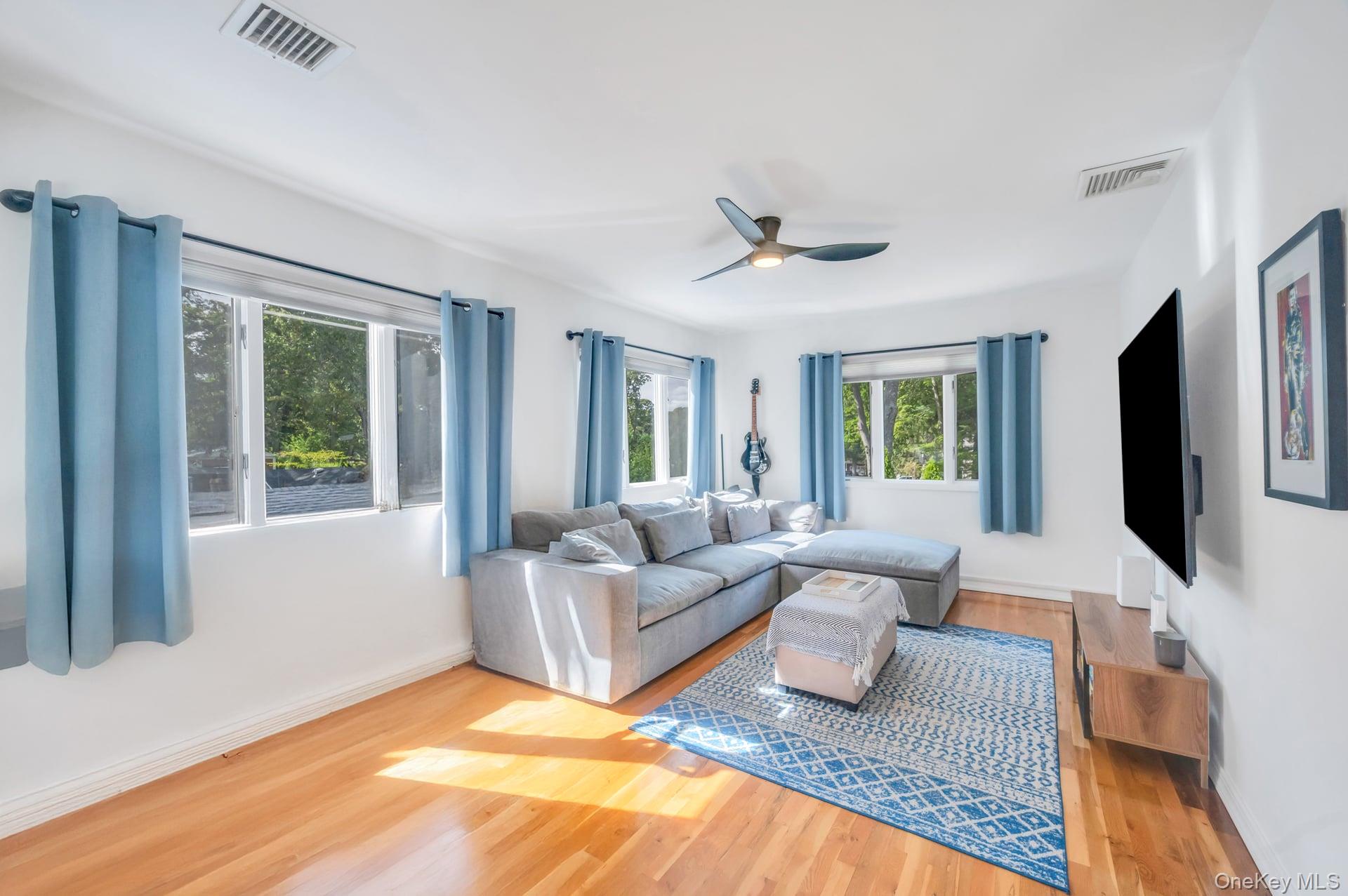 430 Browns Road, Nesconset, NY 11767