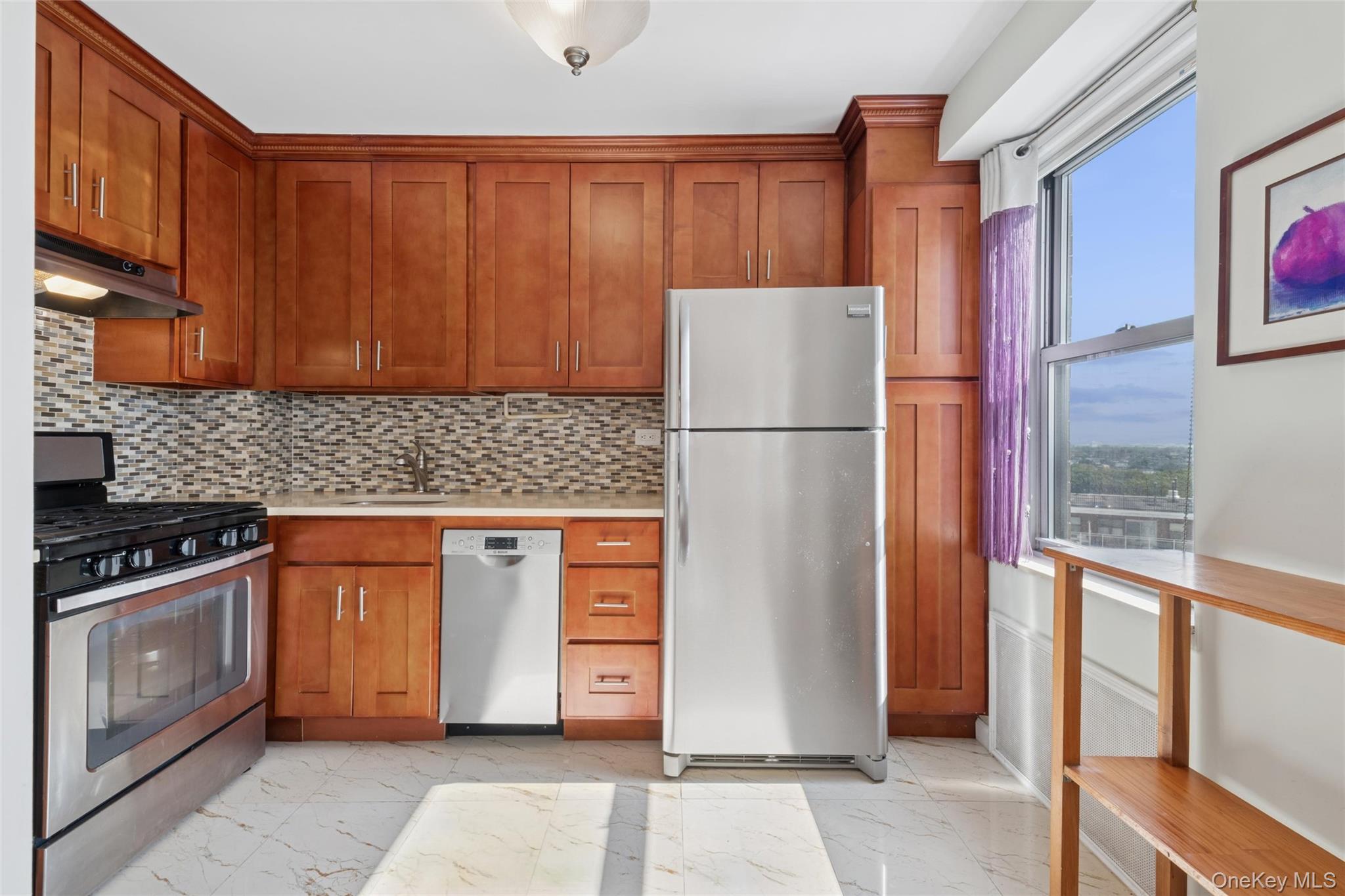 125-10 Queens Boulevard # 1711, Kew Gardens, NY 11415