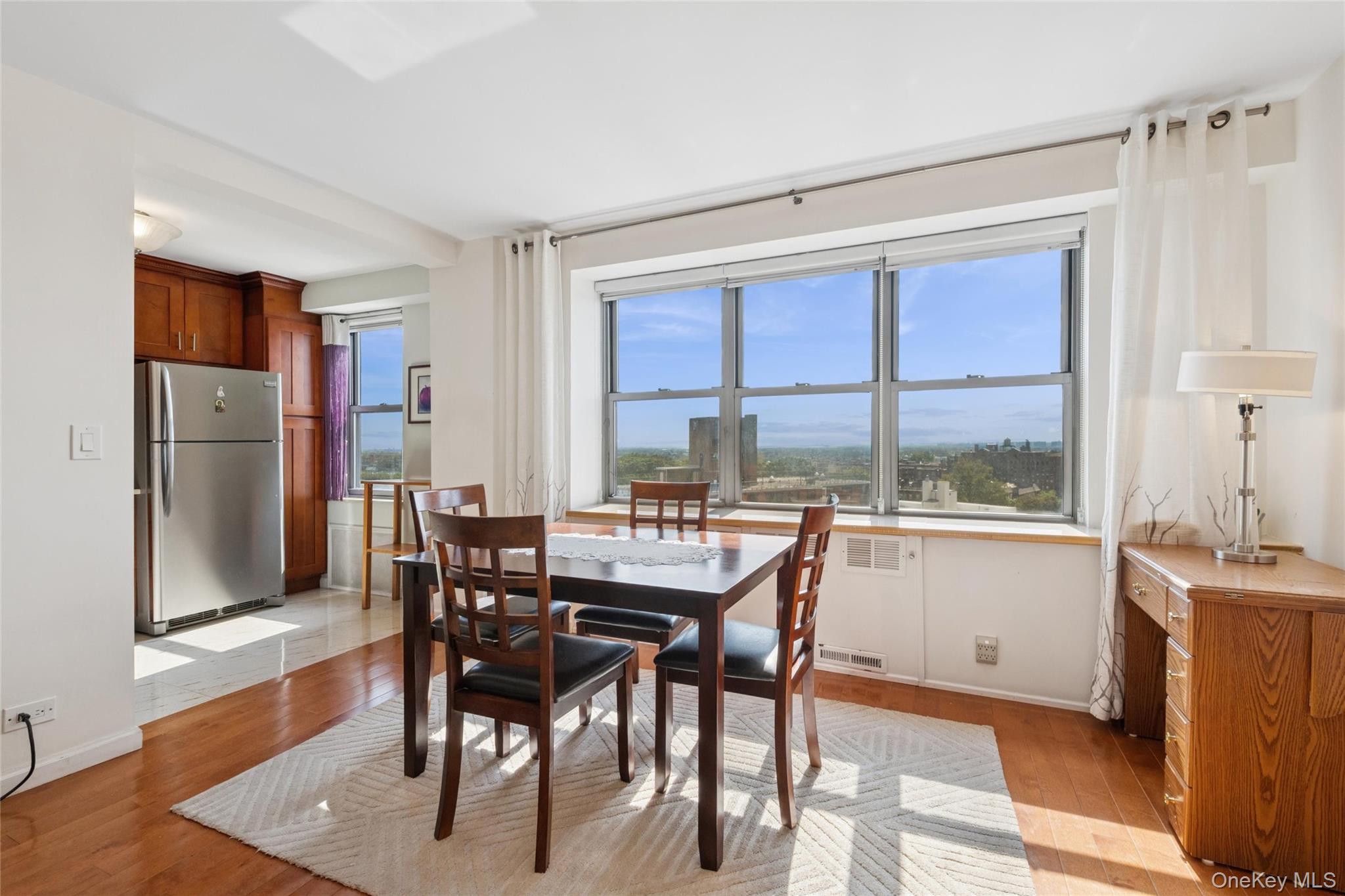 125-10 Queens Boulevard # 1711, Kew Gardens, NY 11415