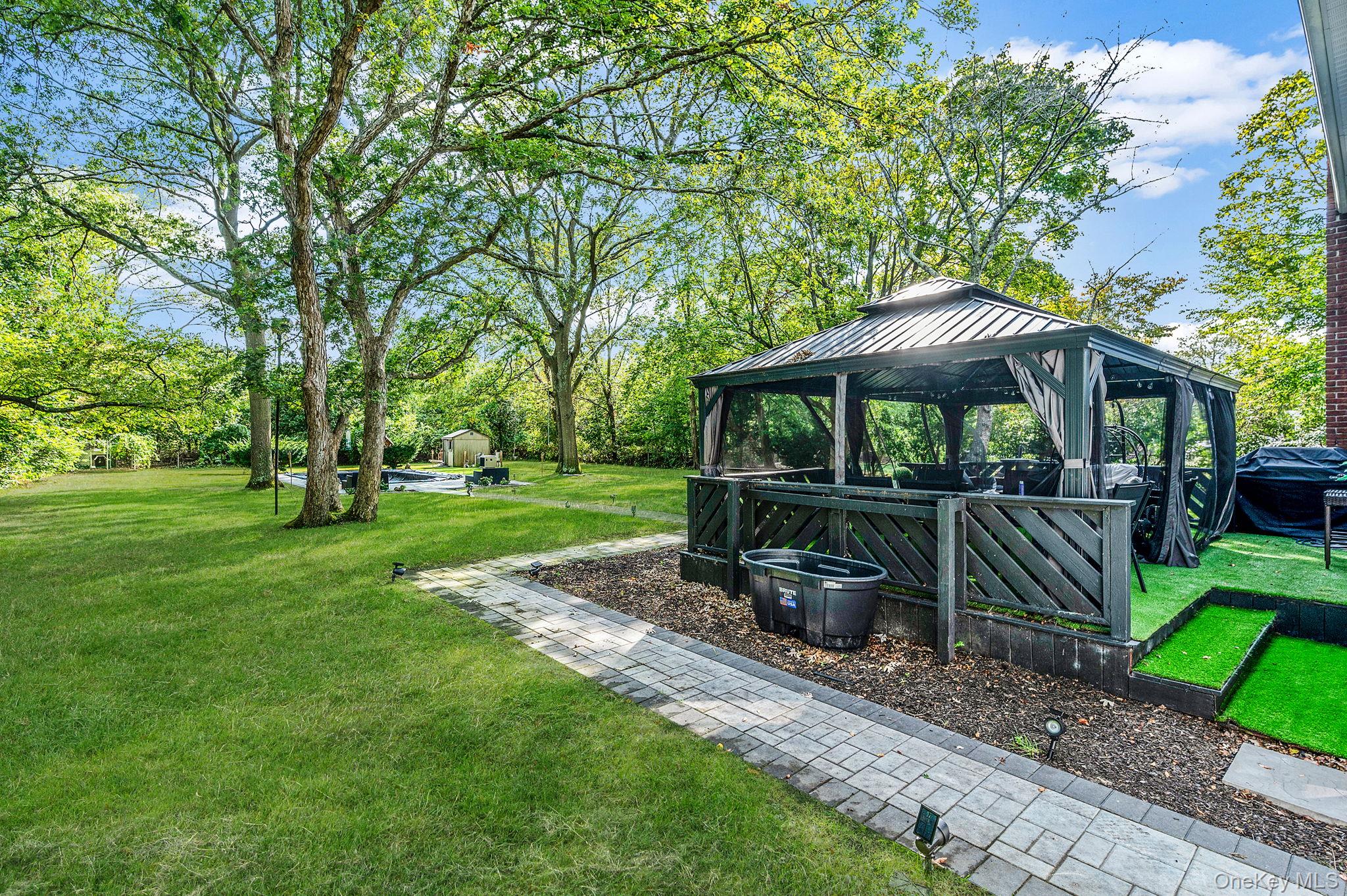 240 Babylon Street, Islip Terrace, NY 11752