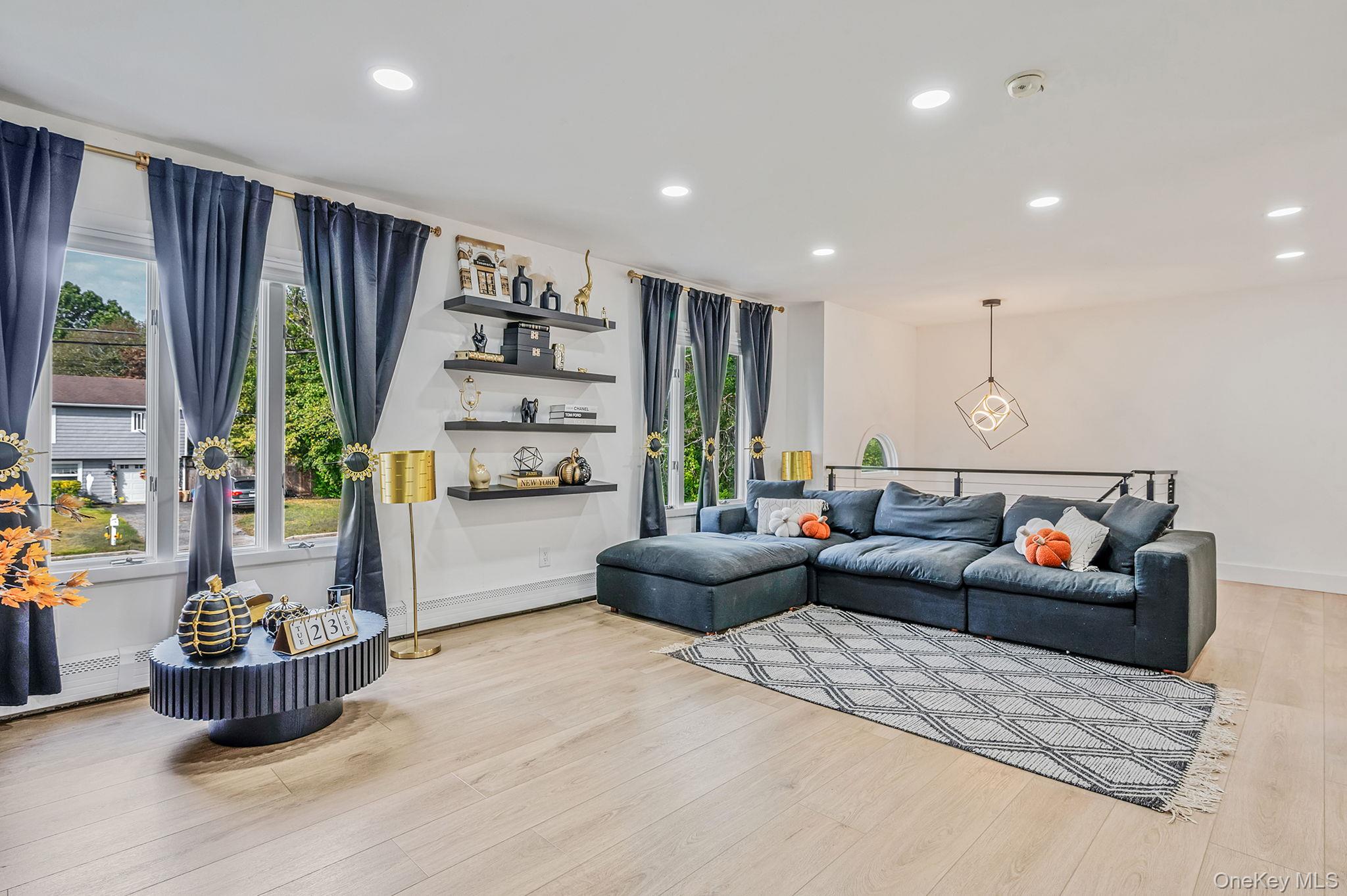 240 Babylon Street, Islip Terrace, NY 11752