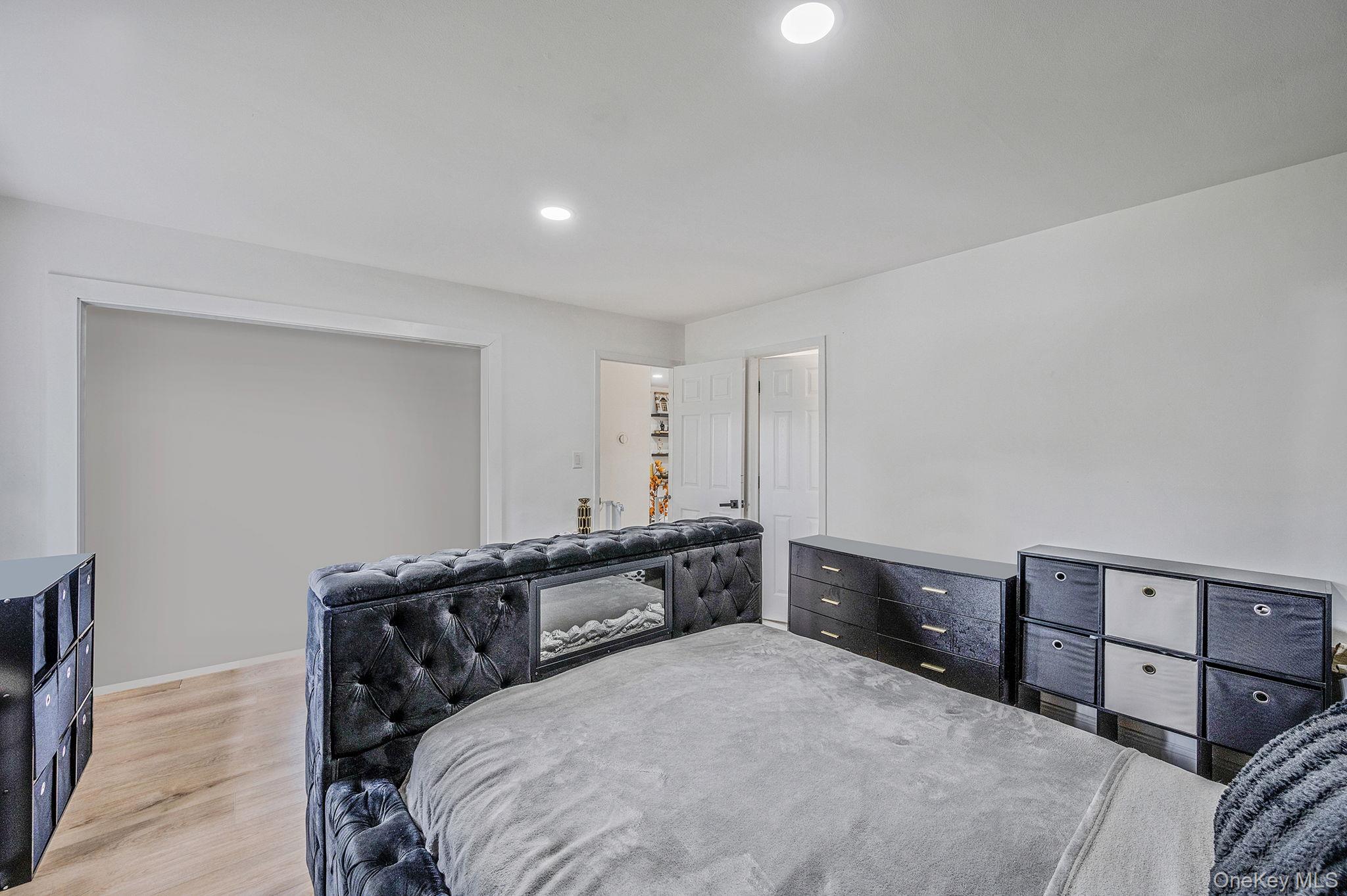 240 Babylon Street, Islip Terrace, NY 11752