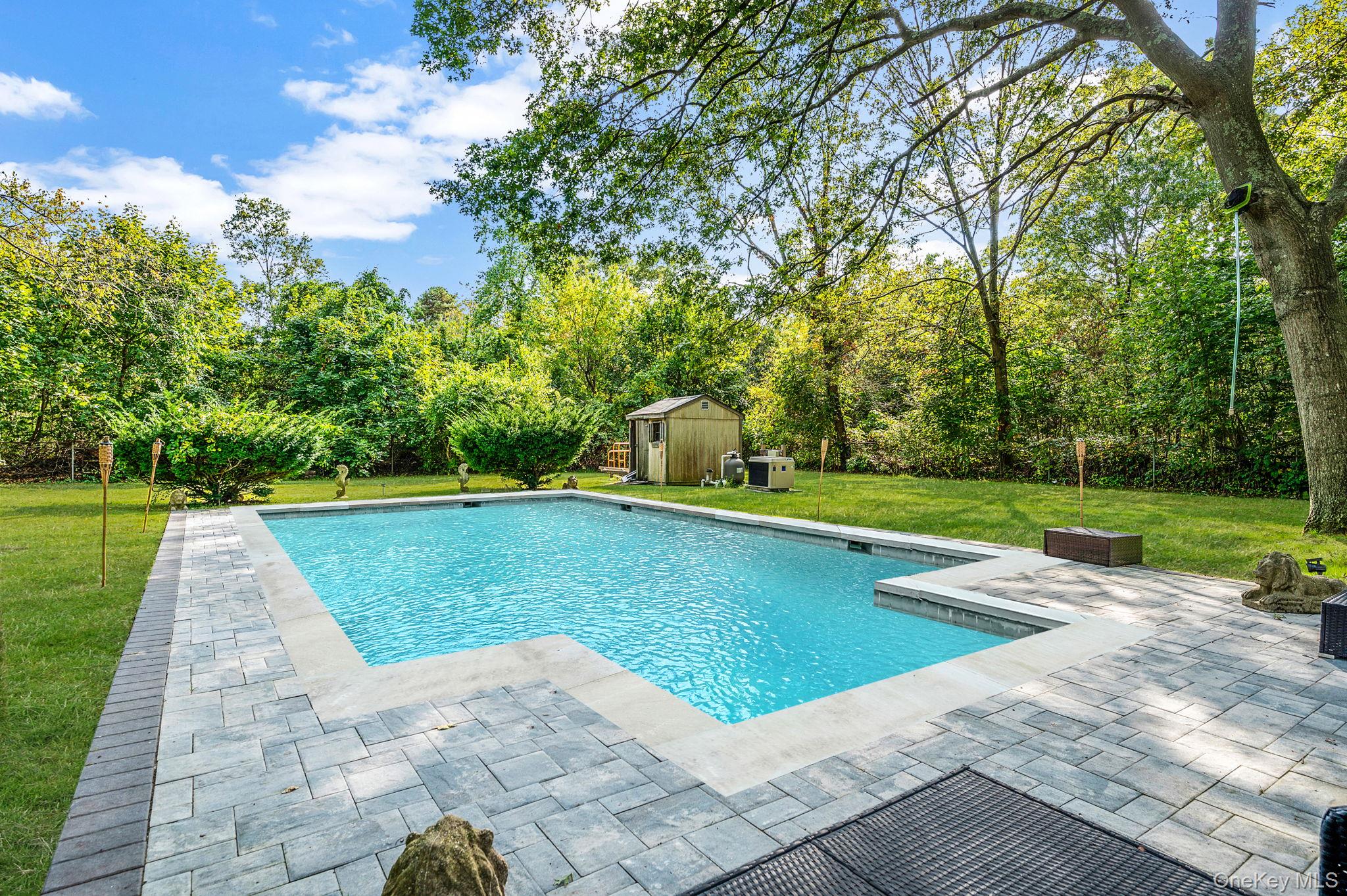 240 Babylon Street, Islip Terrace, NY 11752