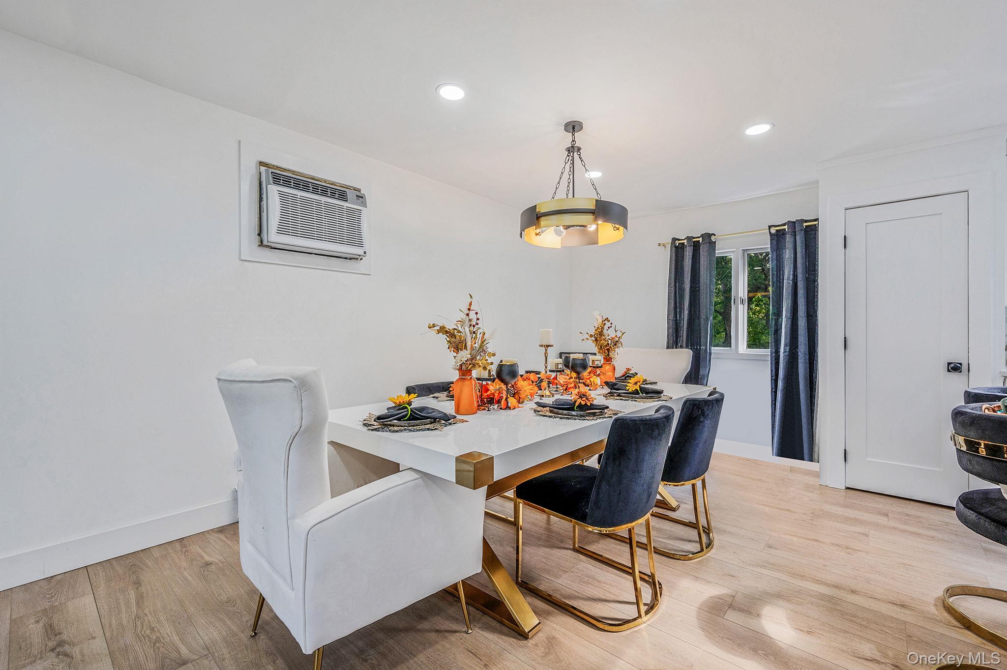 240 Babylon Street, Islip Terrace, NY 11752