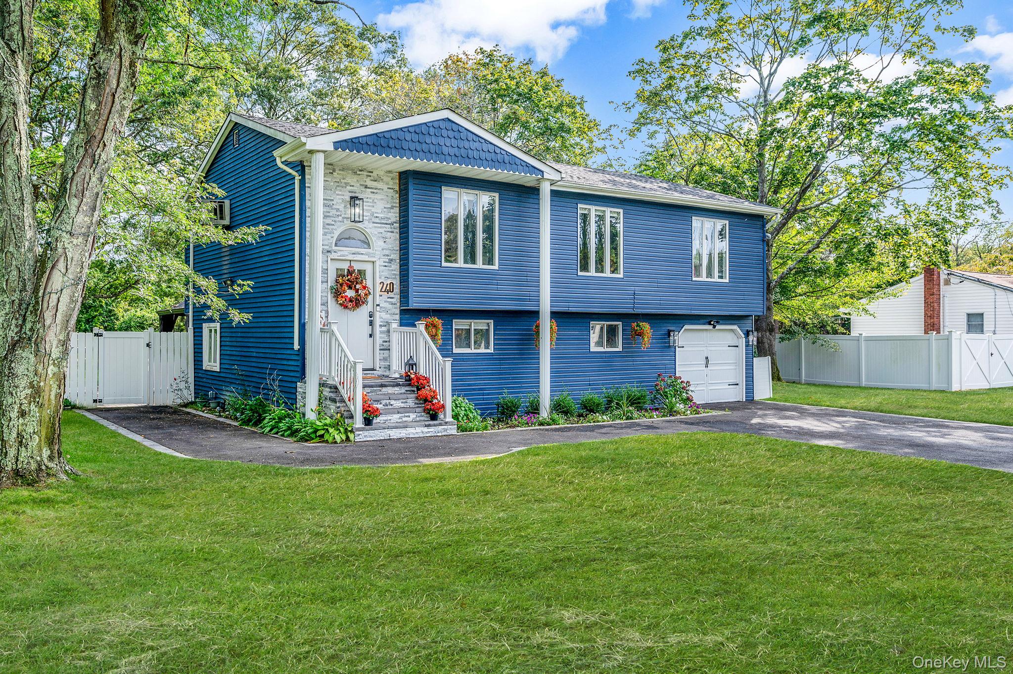 240 Babylon Street, Islip Terrace, NY 11752