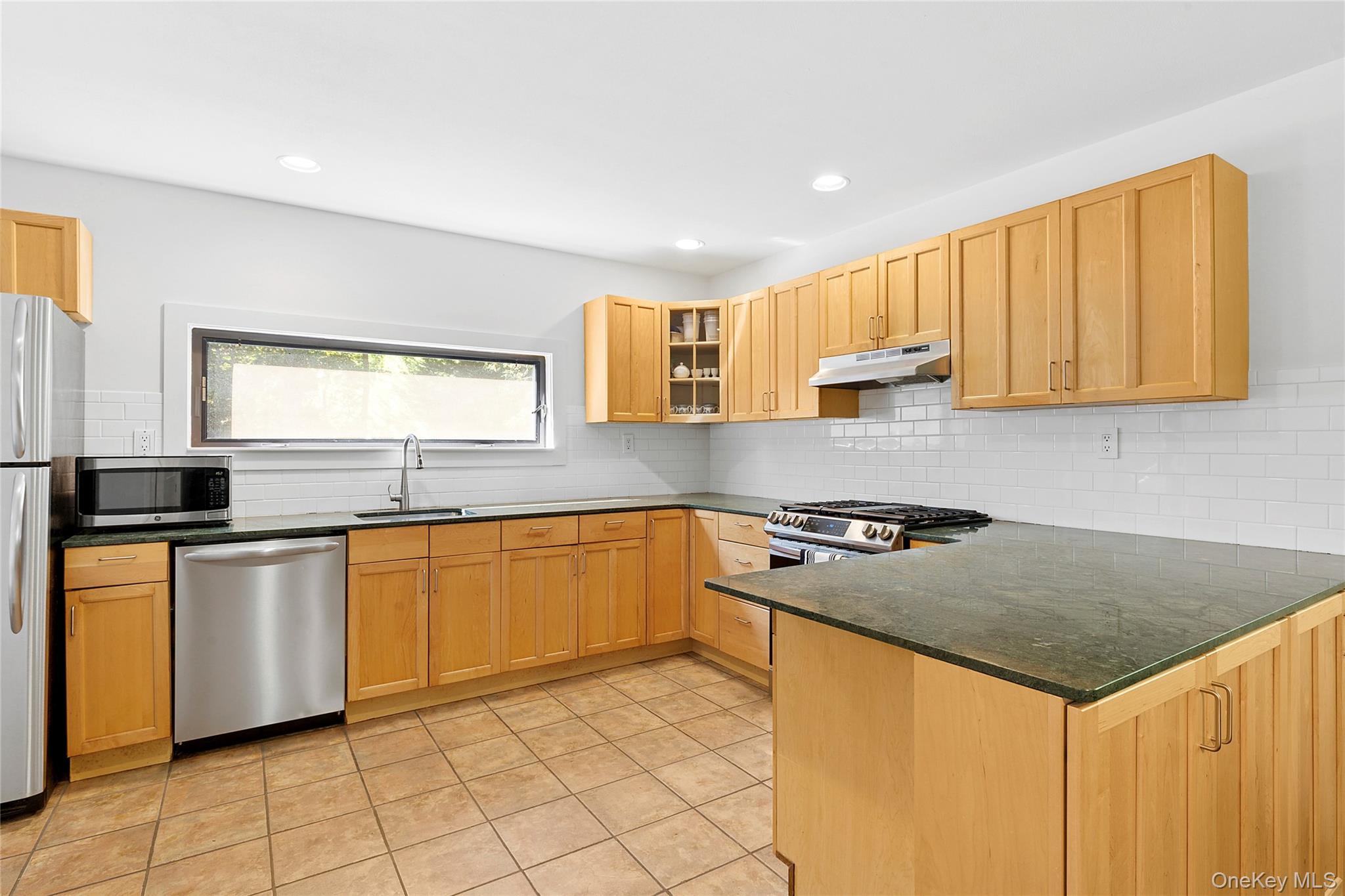 98 Hands Creek Road, East Hampton, NY 11937