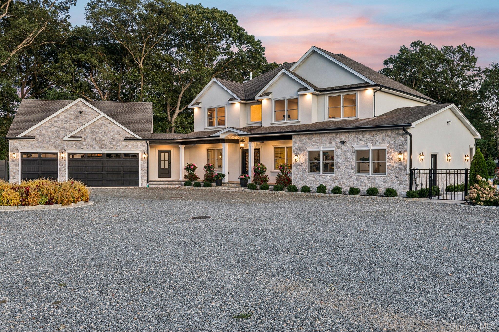 260 Clay Pitts Road, East Northport, NY 11731