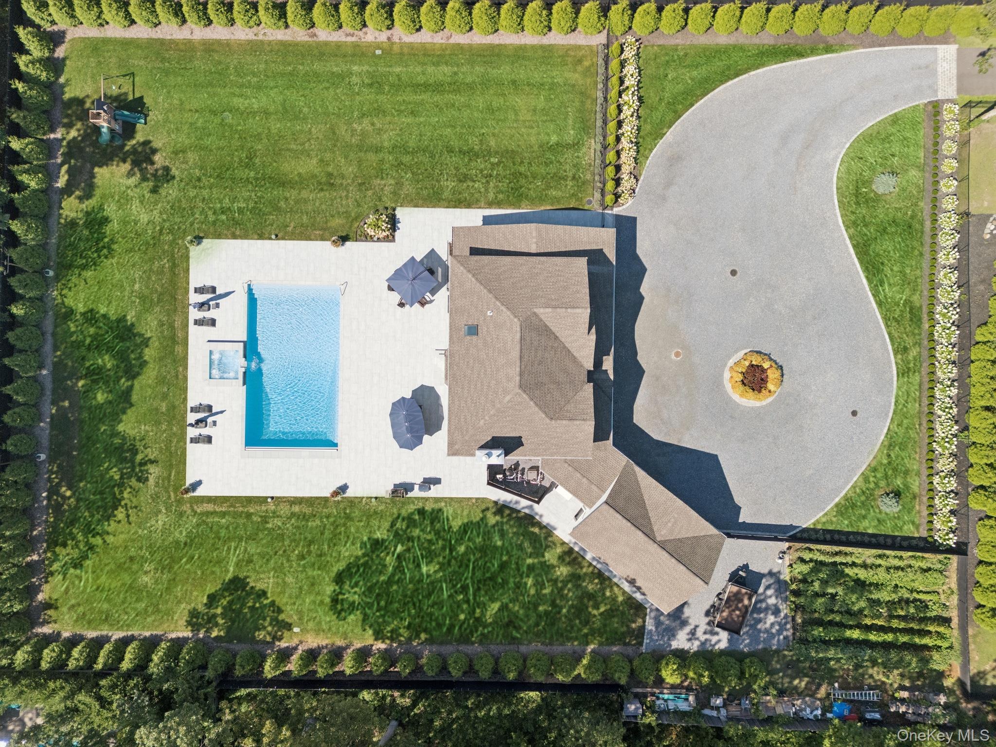 260 Clay Pitts Road, East Northport, NY 11731