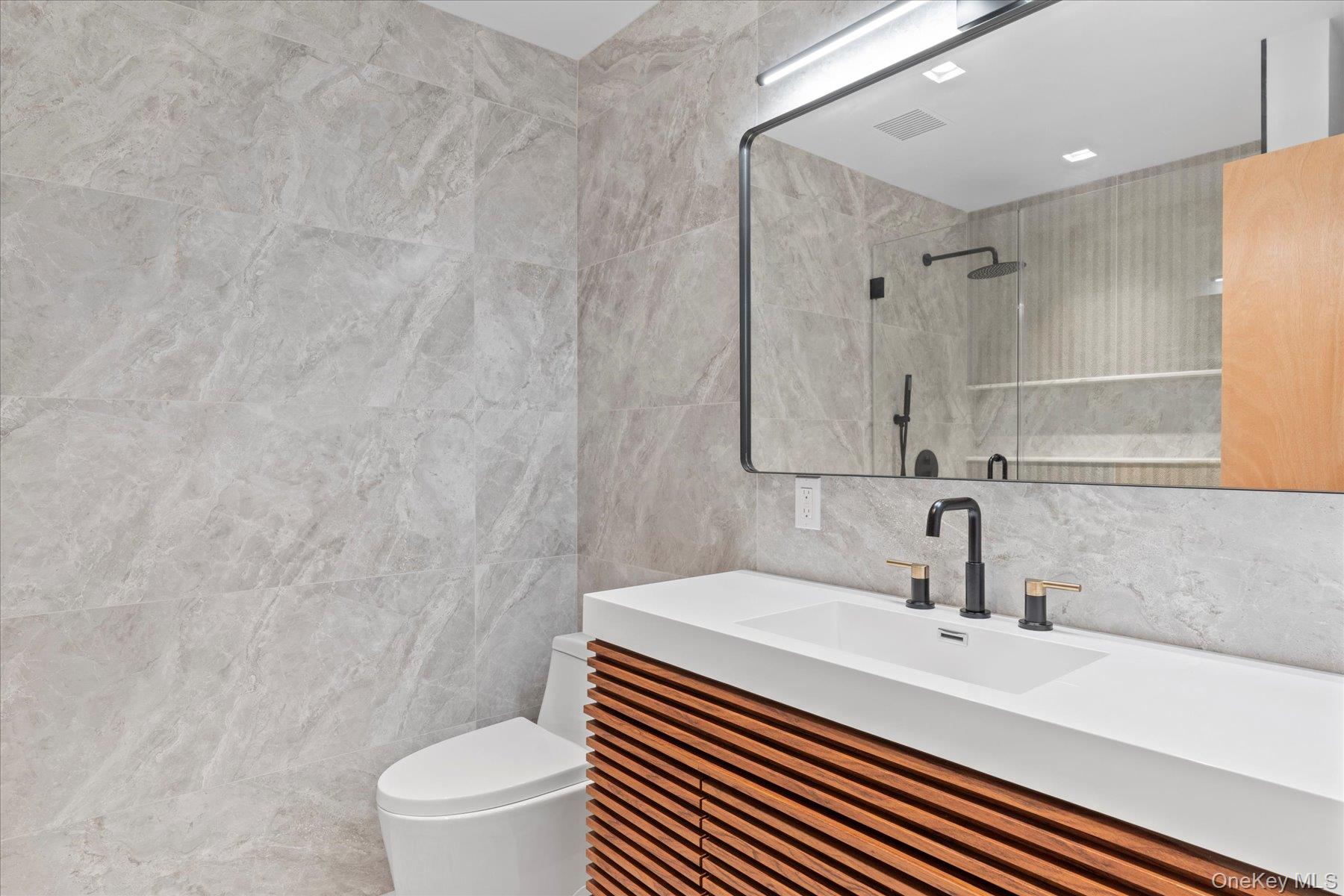 3630 Soundview Avenue, Peconic, NY 11971