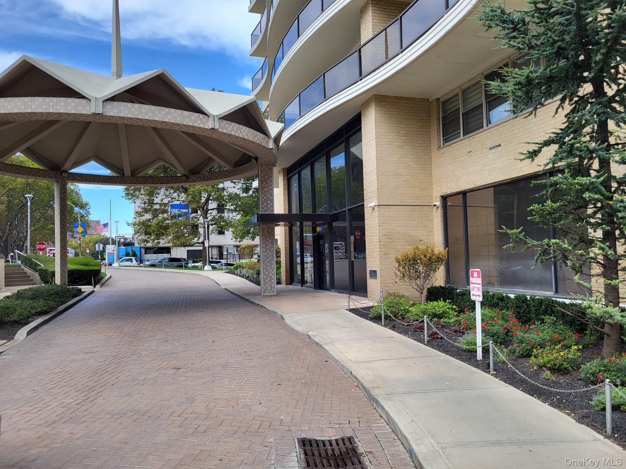 10210 66th Road # 25A, Forest Hills, NY 11375