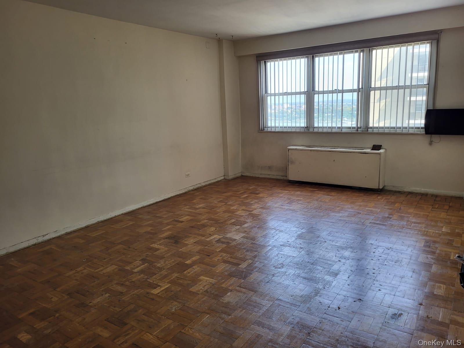 10210 66th Road # 25A, Forest Hills, NY 11375