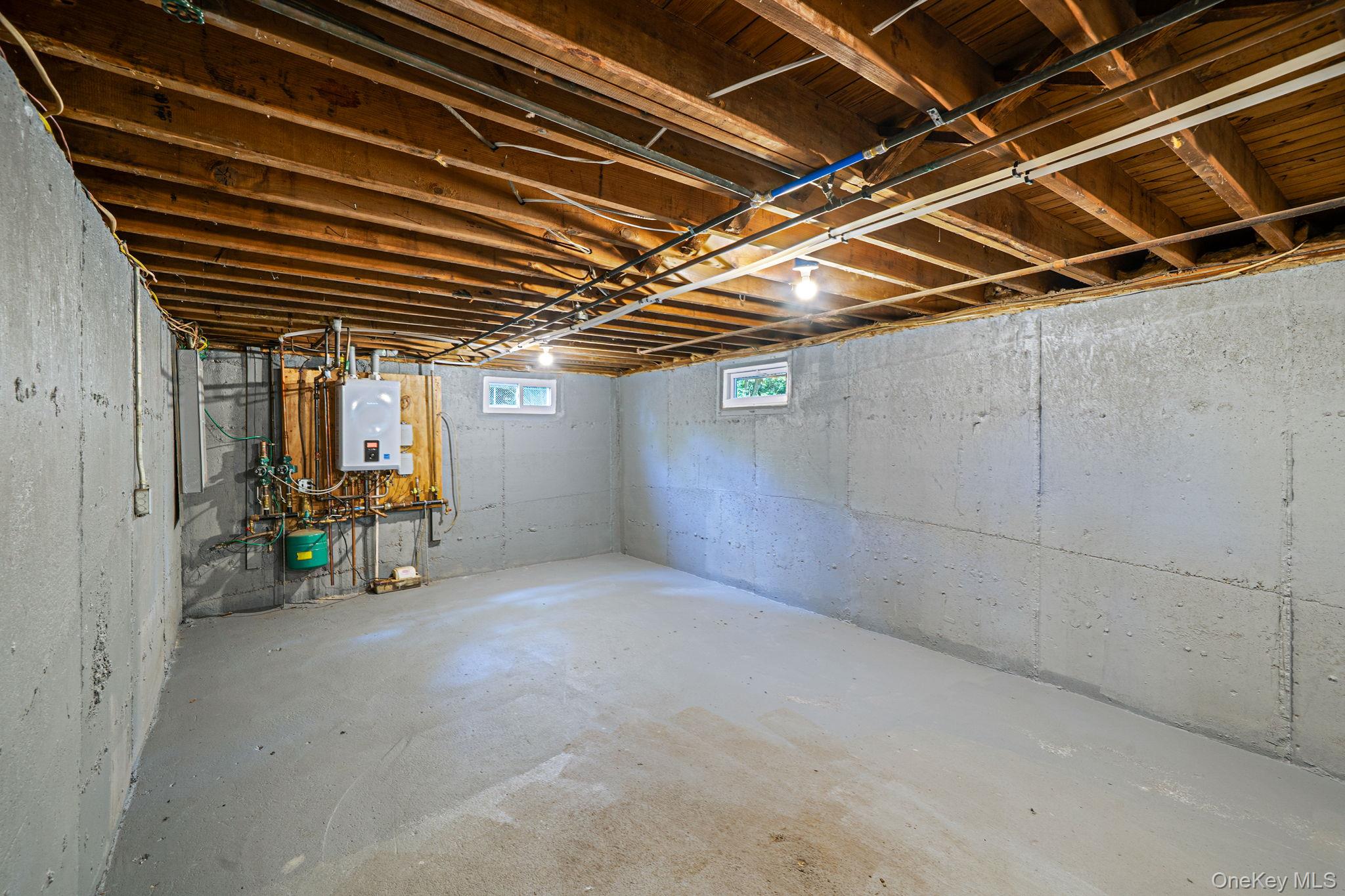 12 Andover Place, Huntington, NY 11743