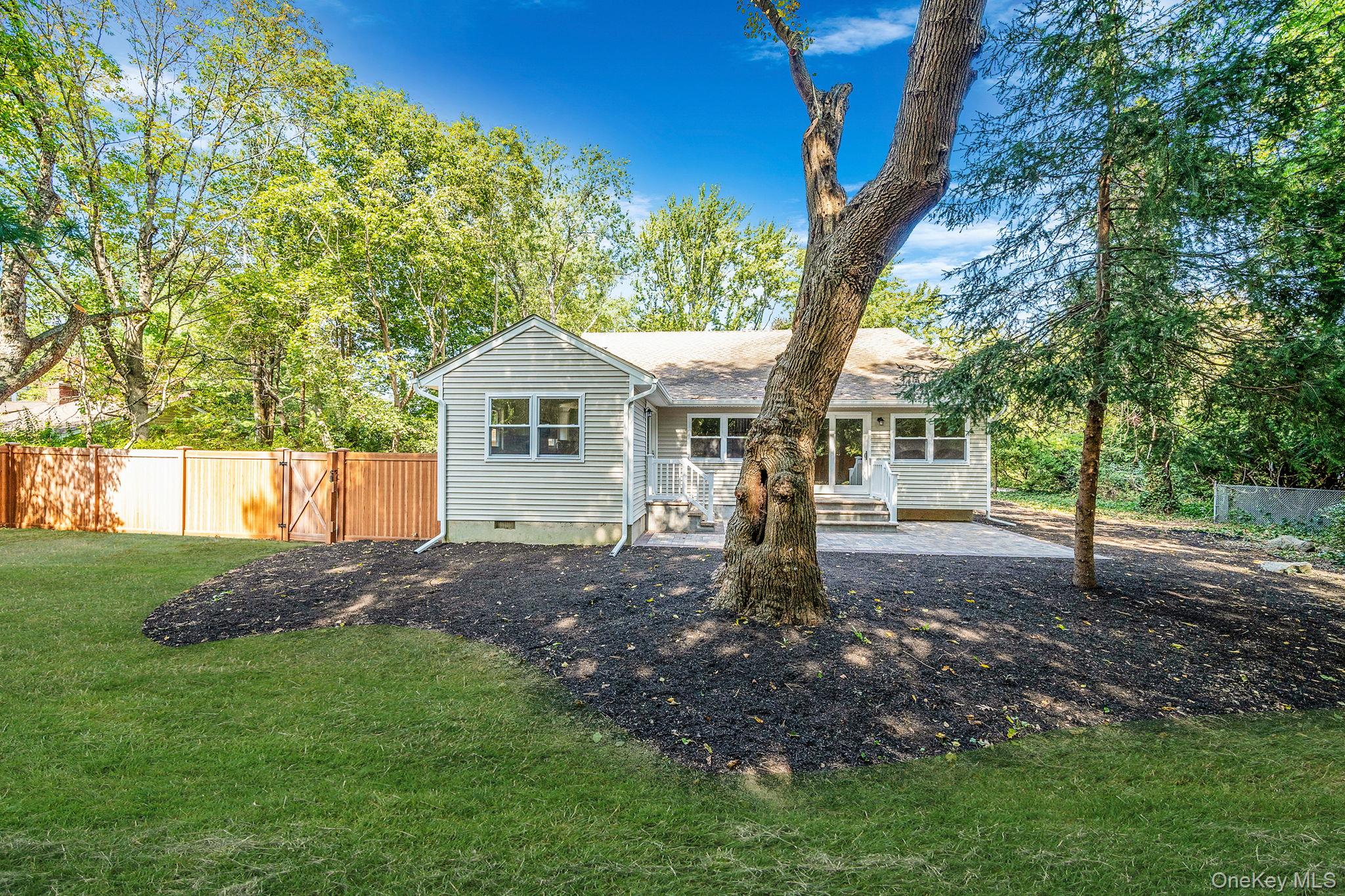 12 Andover Place, Huntington, NY 11743