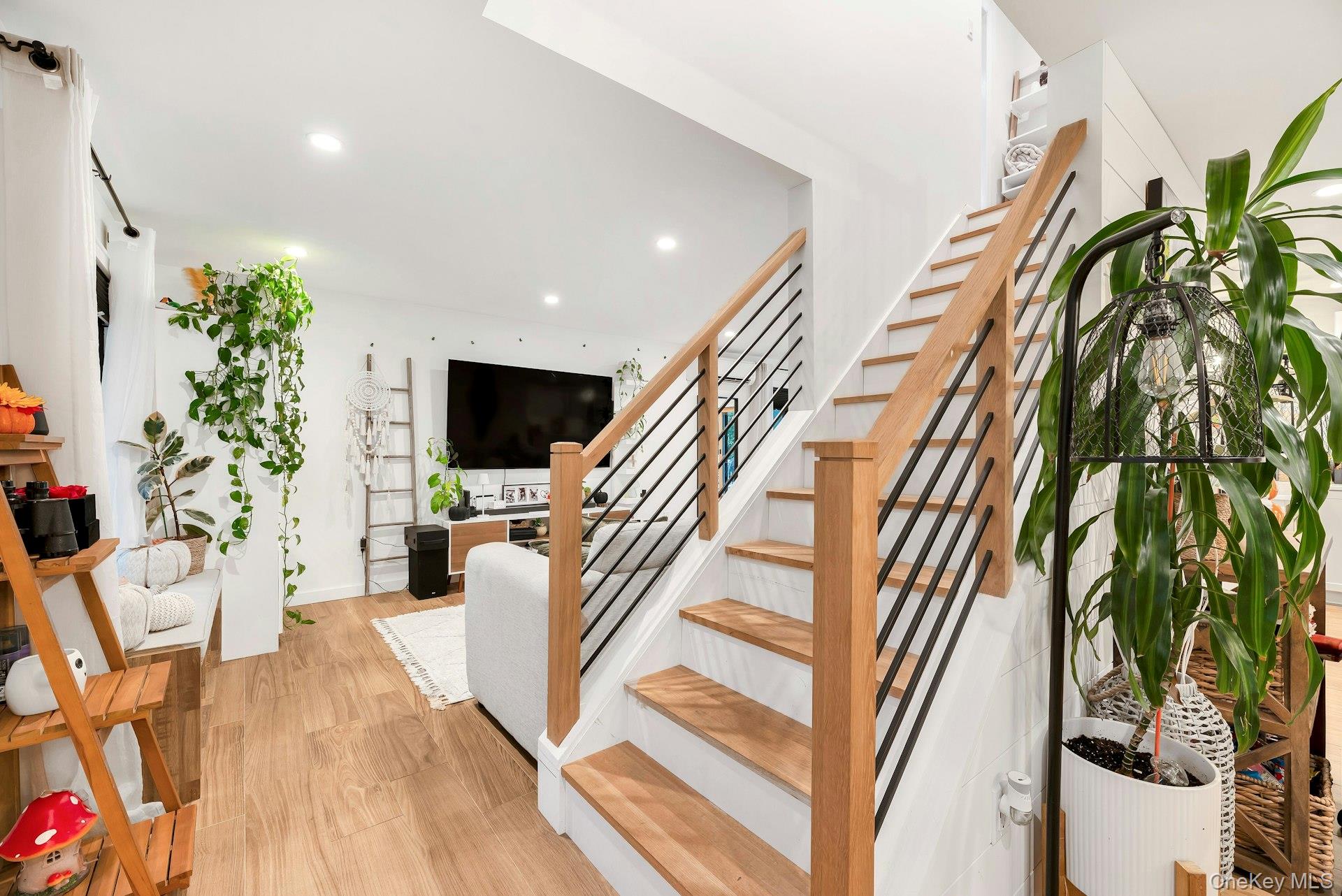 24 Rabbit Run, Riverhead, NY 11901