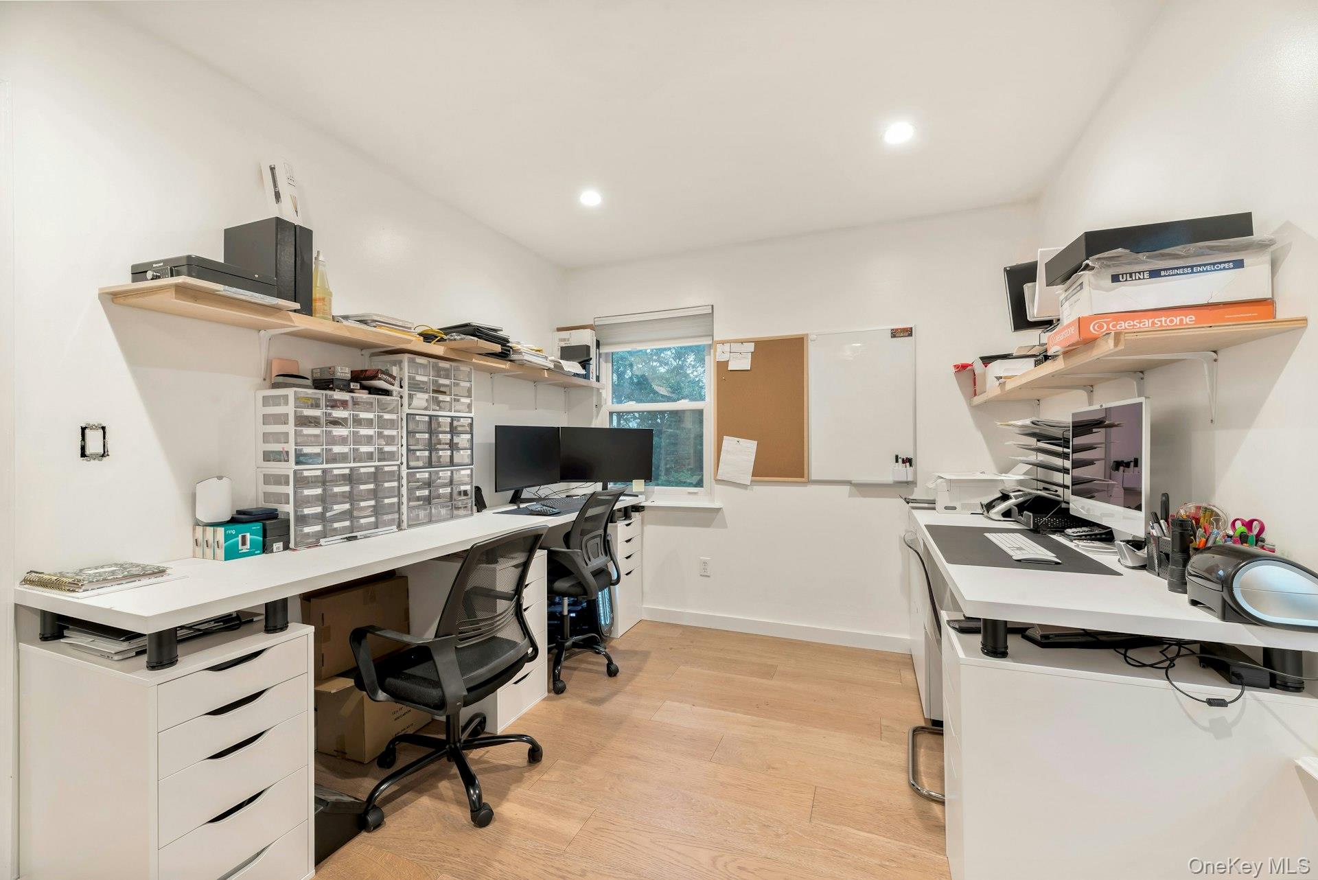 24 Rabbit Run, Riverhead, NY 11901