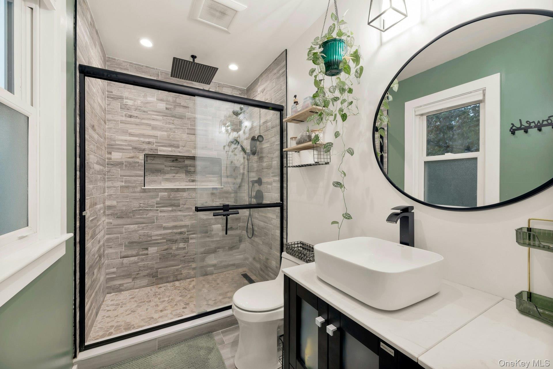 24 Rabbit Run, Riverhead, NY 11901