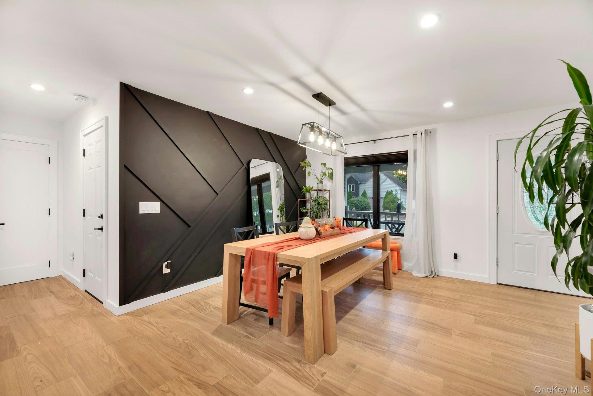 24 Rabbit Run, Riverhead, NY 11901