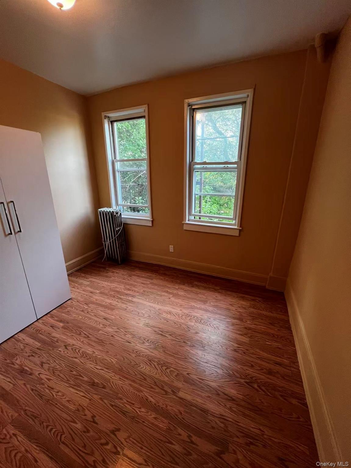 56-17 Metropolitan Avenue, Ridgewood, NY 11385