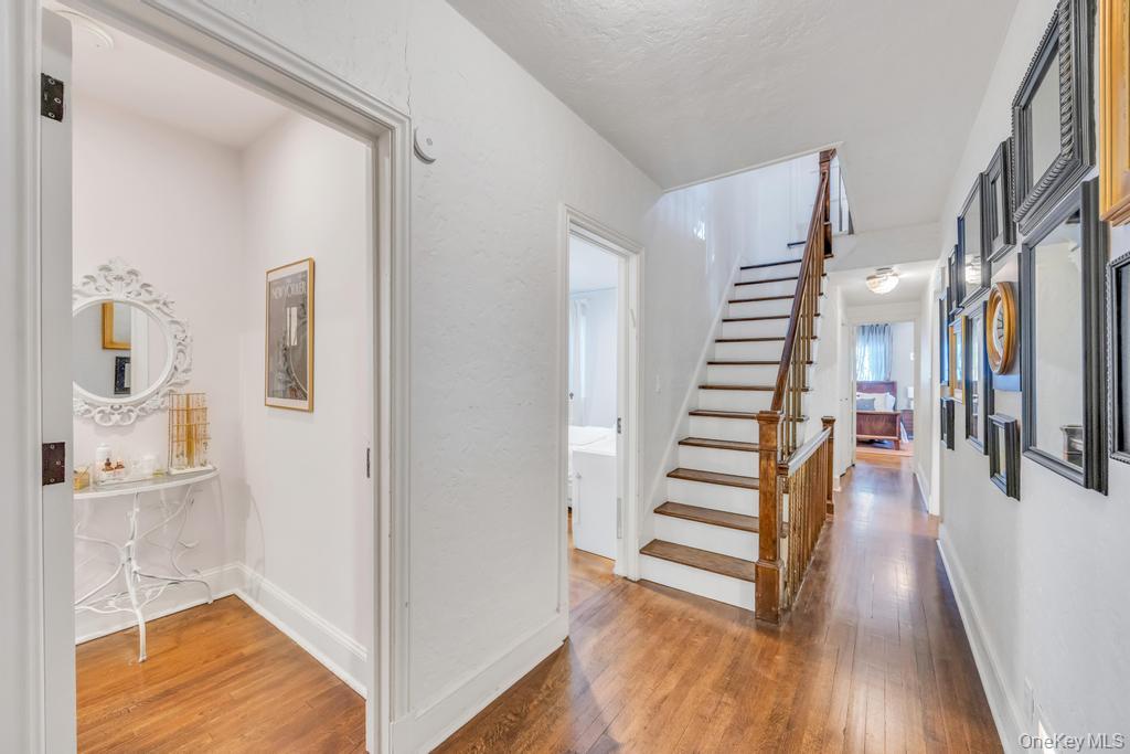 65 Clover Drive, Great Neck, NY 11021