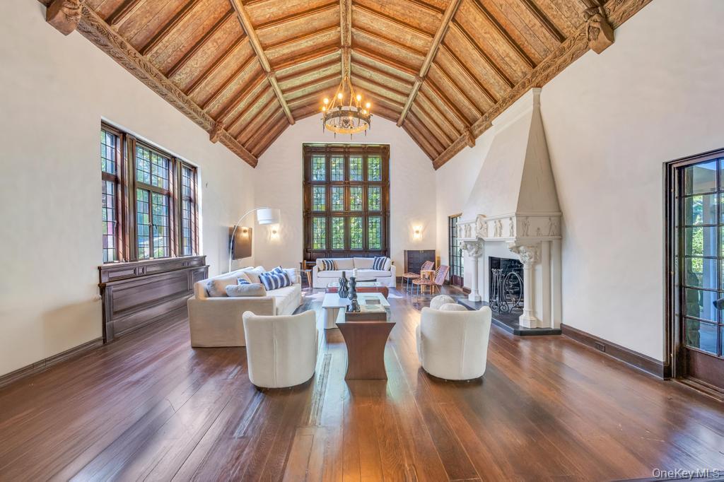 65 Clover Drive, Great Neck, NY 11021