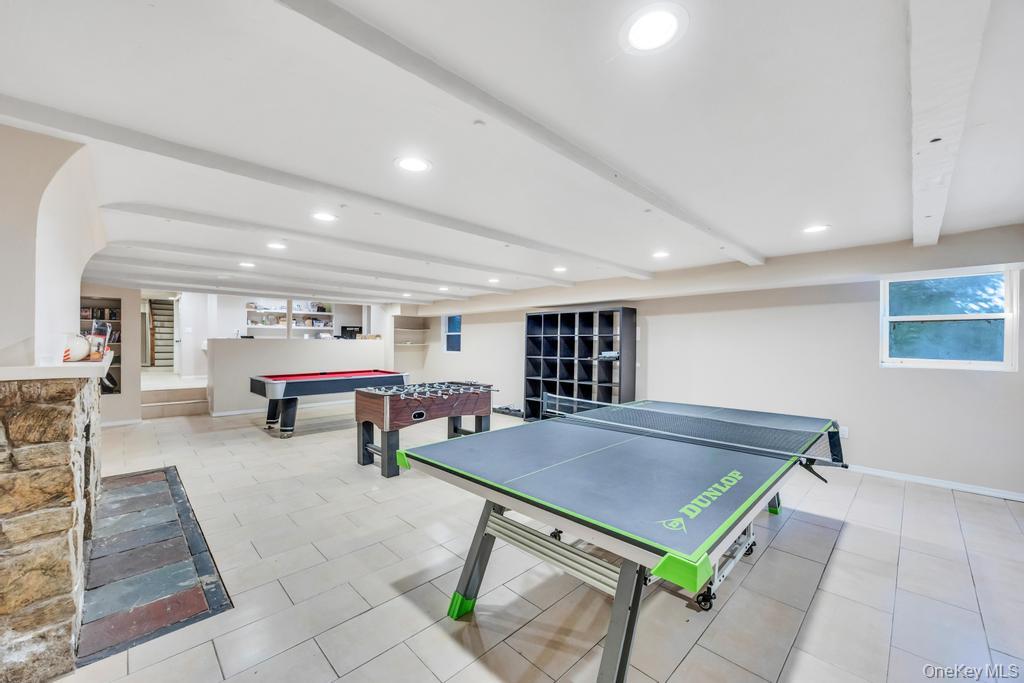 65 Clover Drive, Great Neck, NY 11021