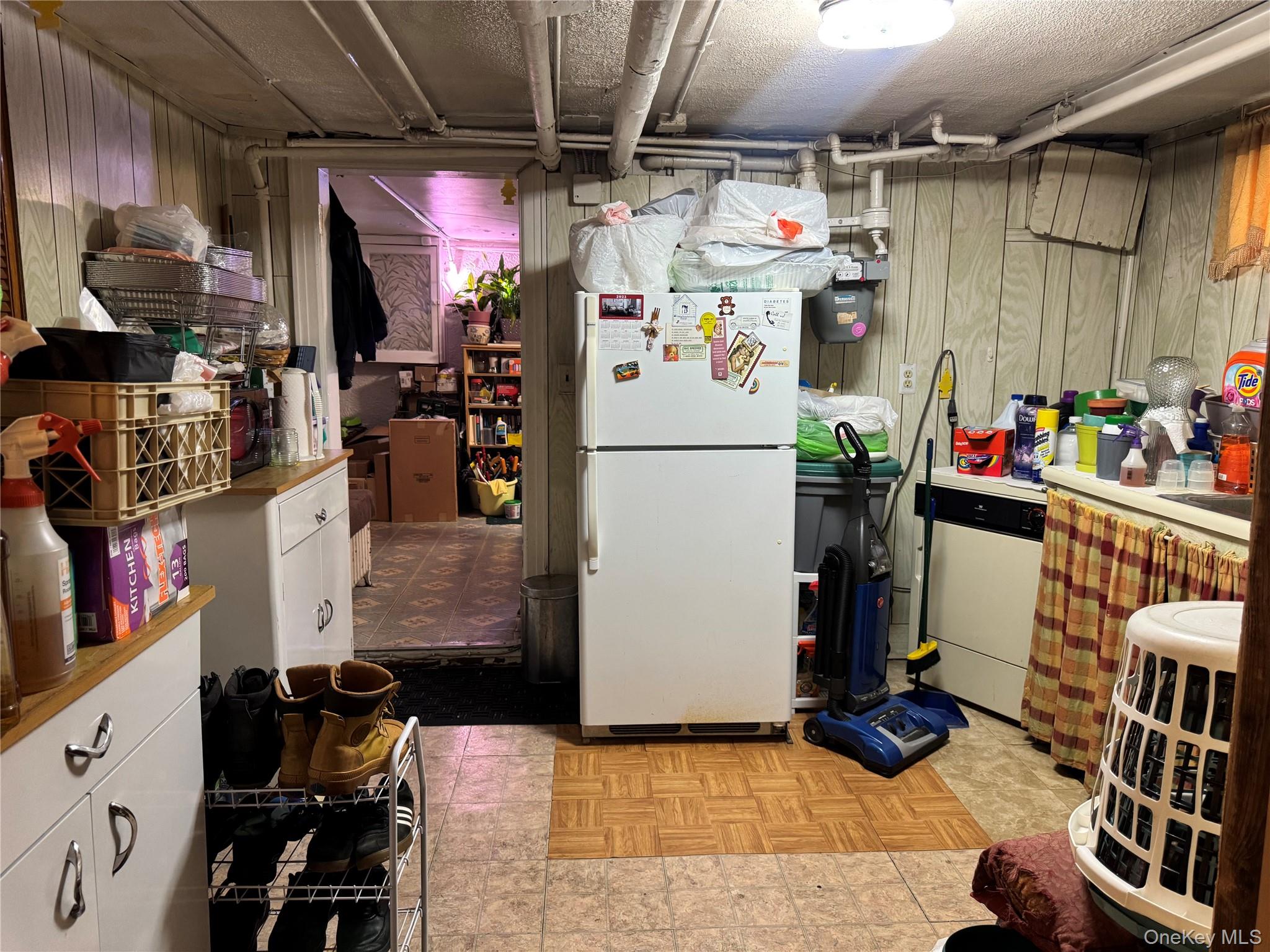 2181 Strang Avenue, Bronx, NY 10466