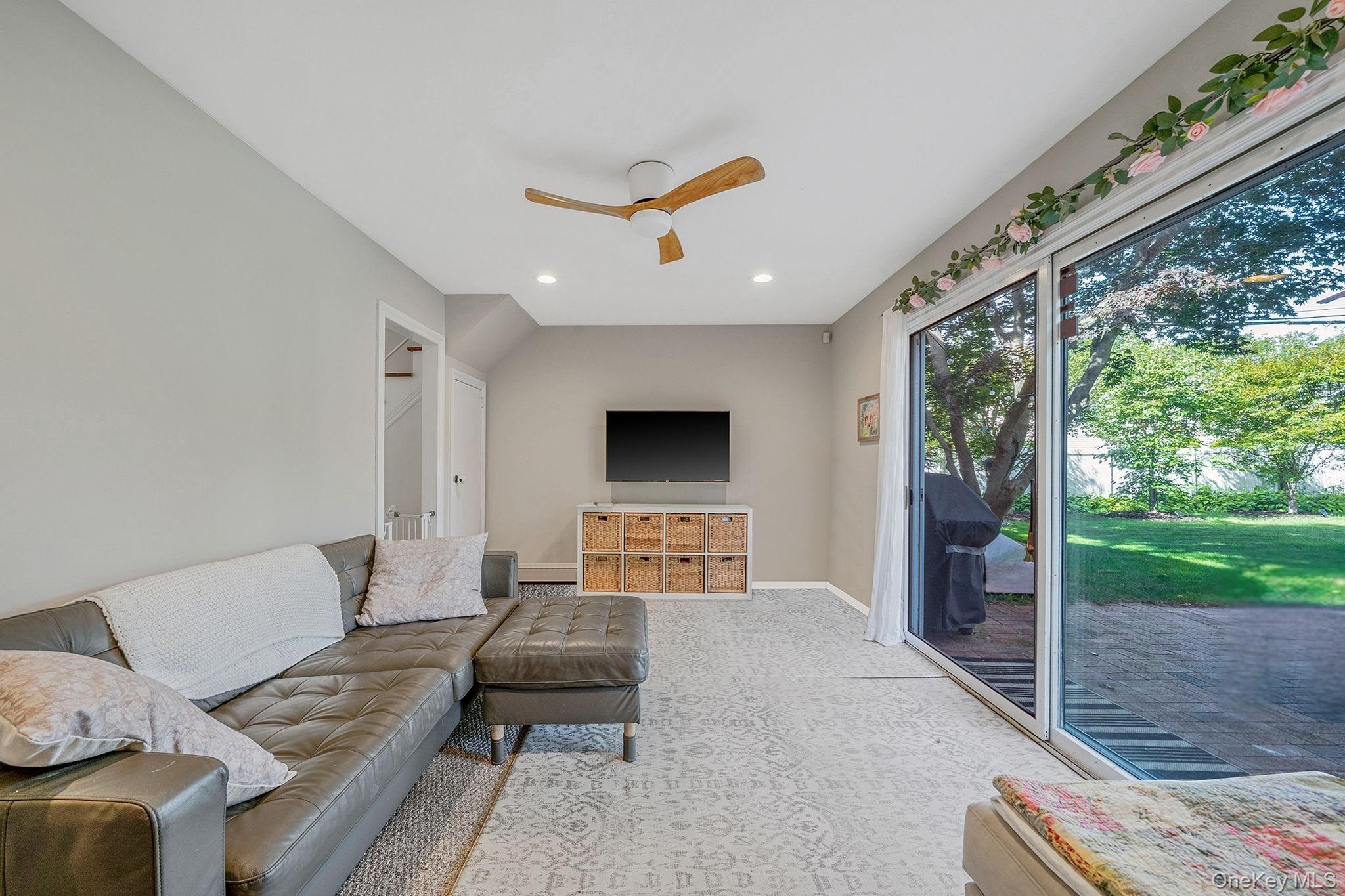 3 Bowen Place, Stony Brook, NY 11790