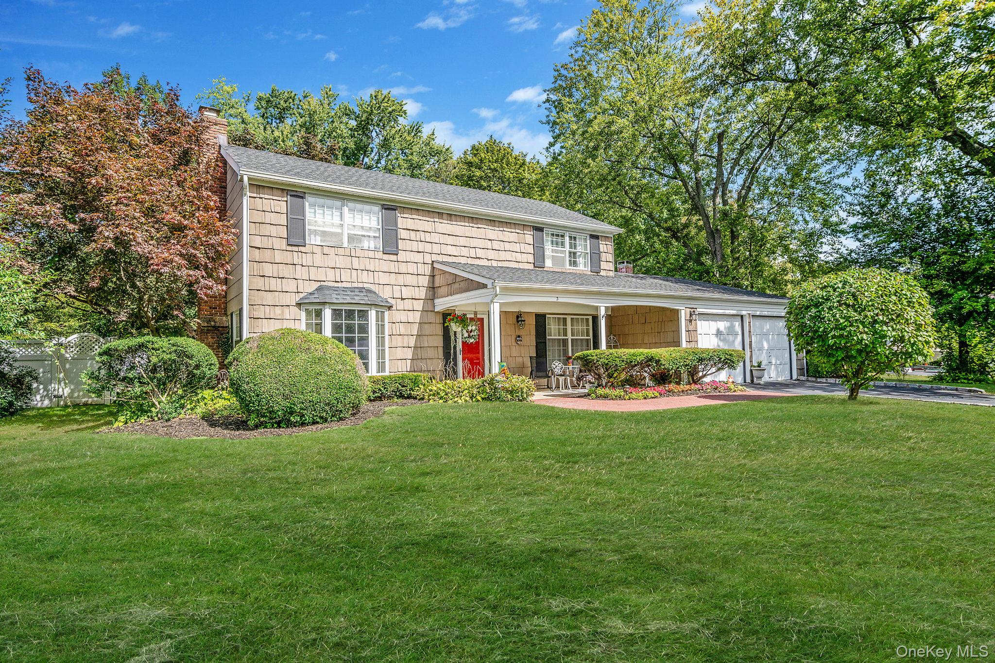 3 Bowen Place, Stony Brook, NY 11790