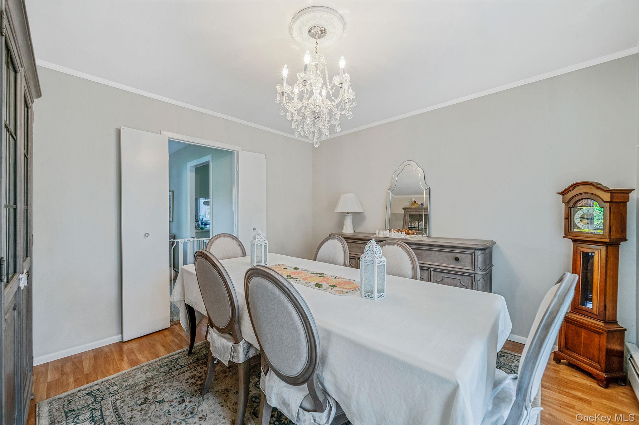 3 Bowen Place, Stony Brook, NY 11790