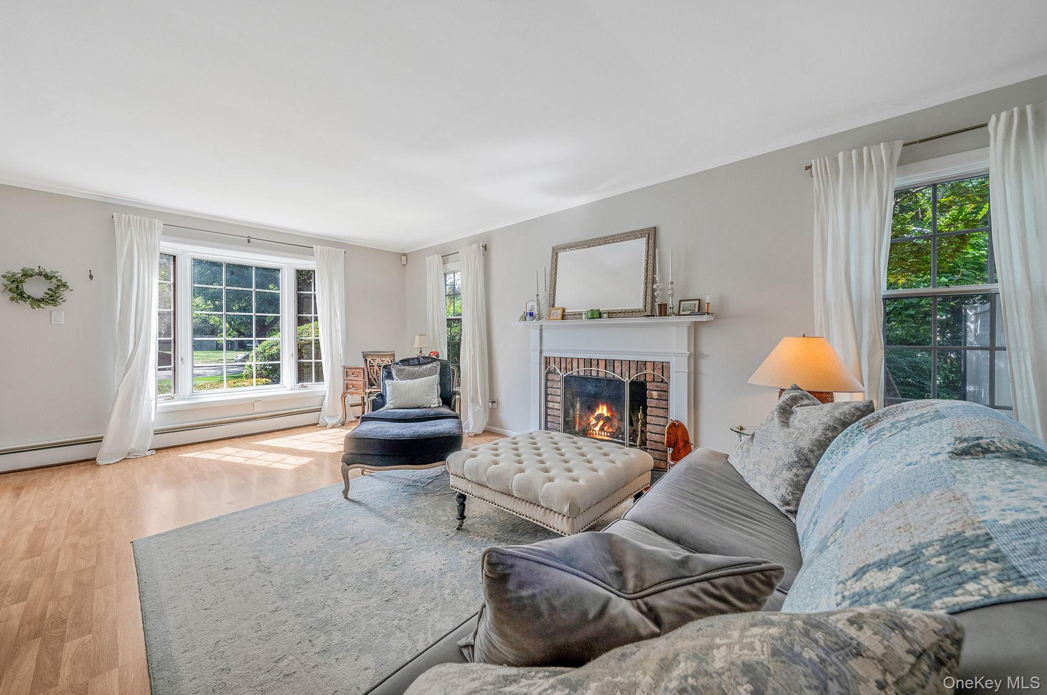 3 Bowen Place, Stony Brook, NY 11790