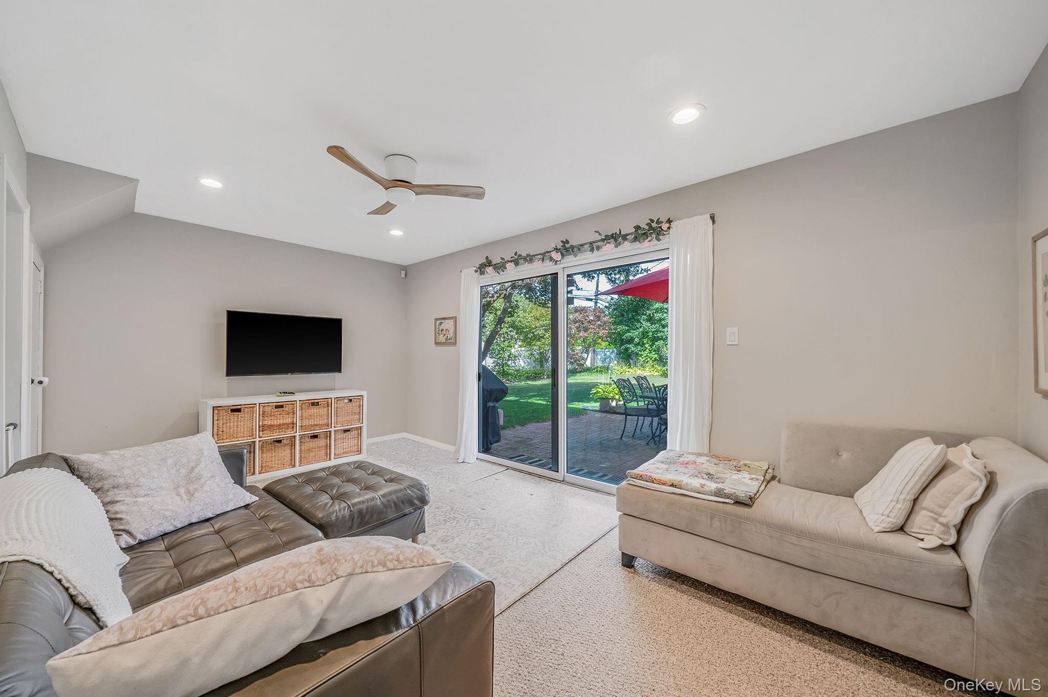 3 Bowen Place, Stony Brook, NY 11790