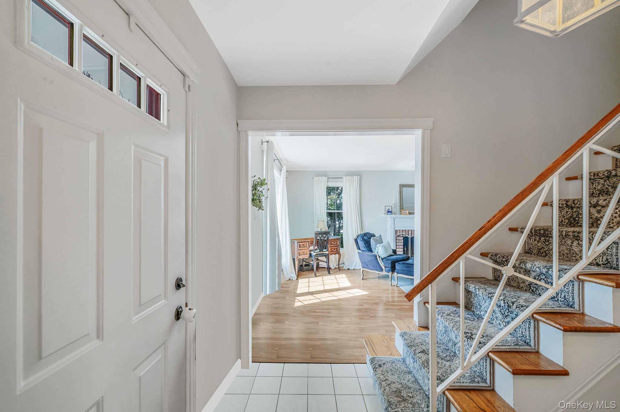 3 Bowen Place, Stony Brook, NY 11790