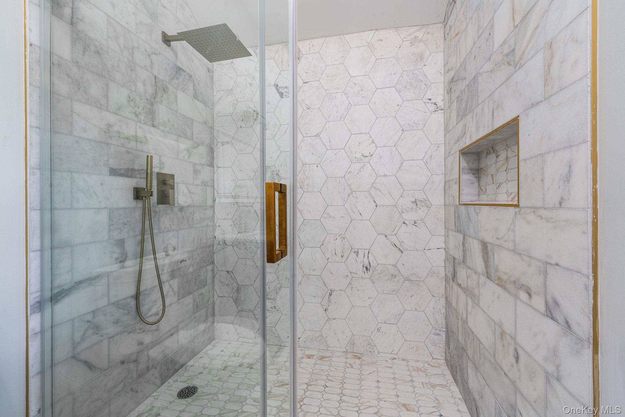 3420 Rocky Point Road, East Marion, NY 11939