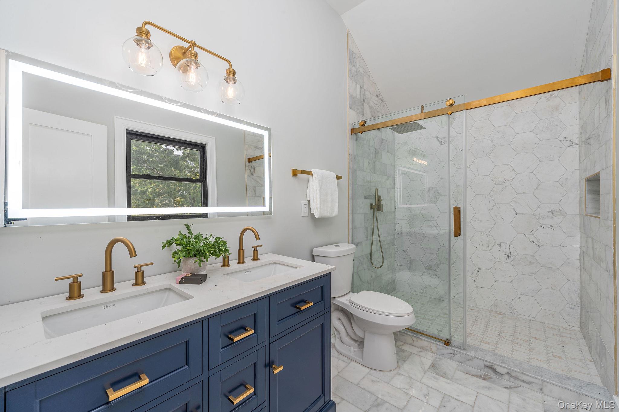 3420 Rocky Point Road, East Marion, NY 11939