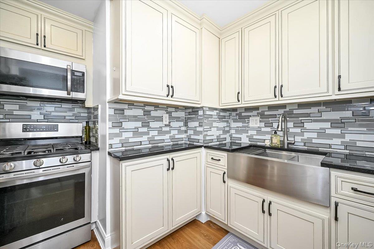 12421 Flatlands Avenue # 1F, Brooklyn, NY 11208